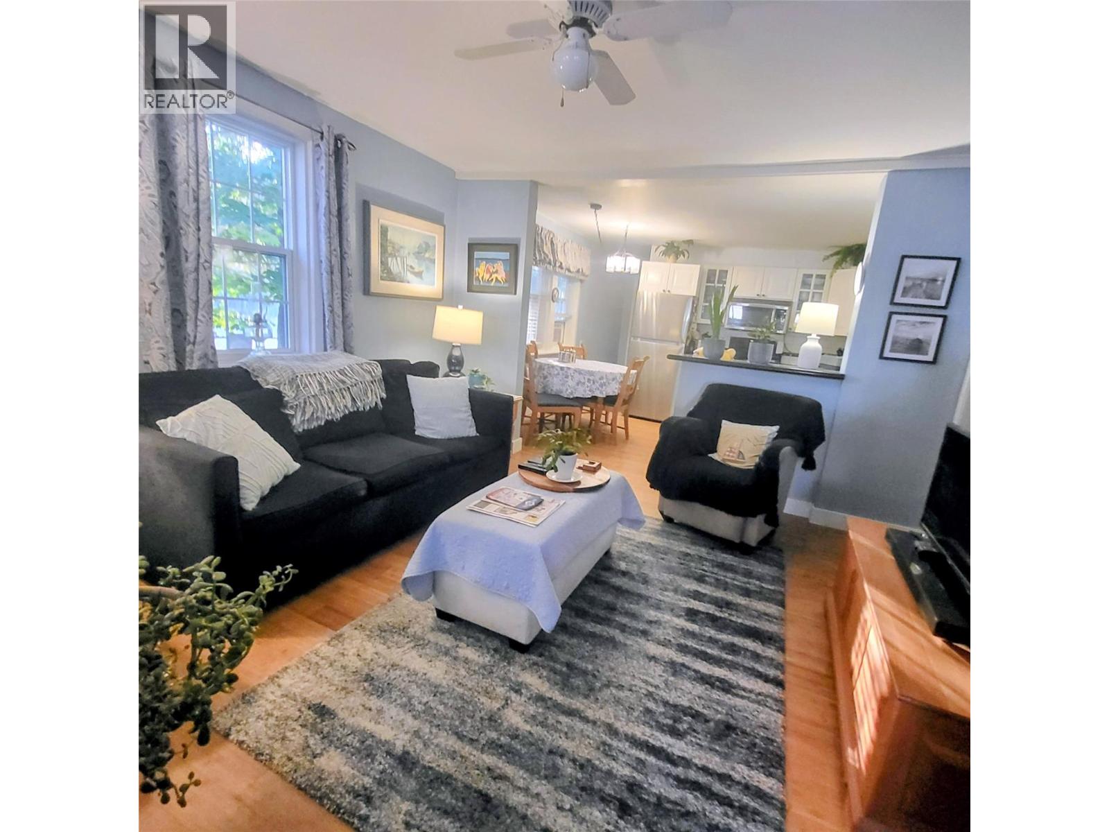 1050 Hillside Avenue Property Photo 12