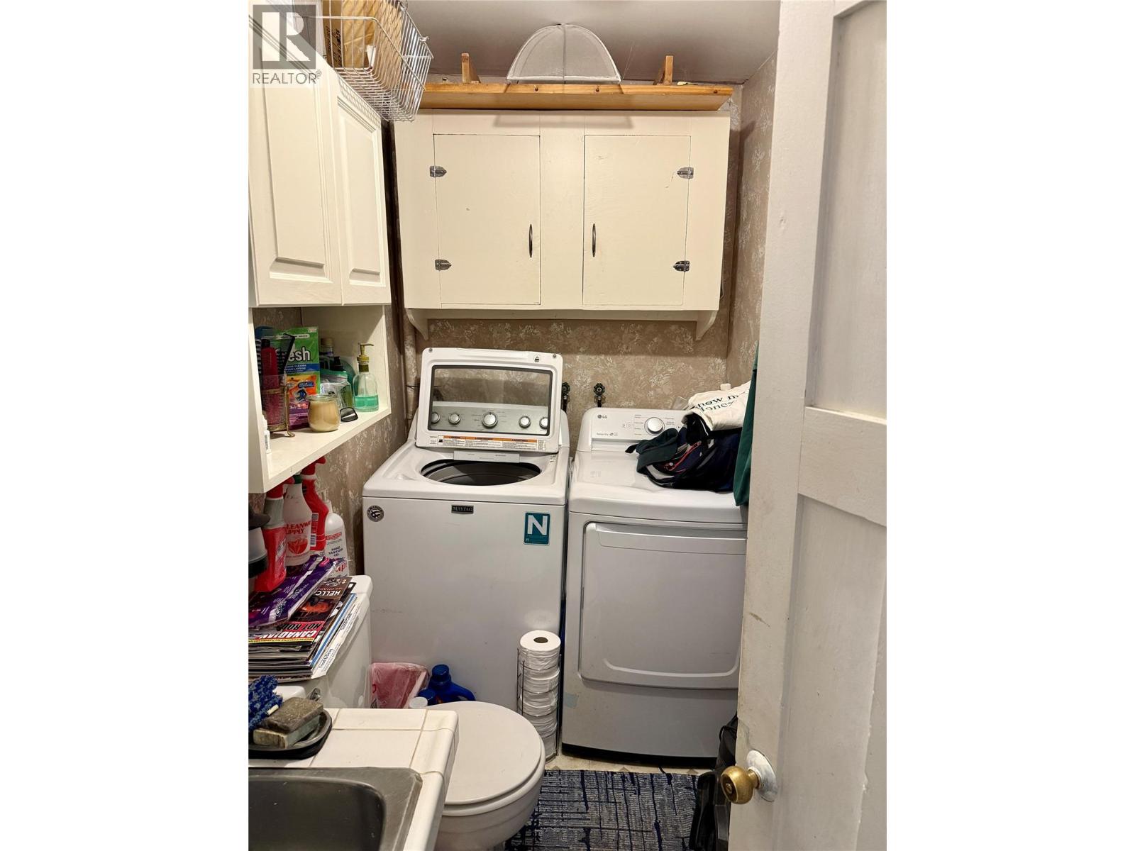 1050 Hillside Avenue Property Photo 13