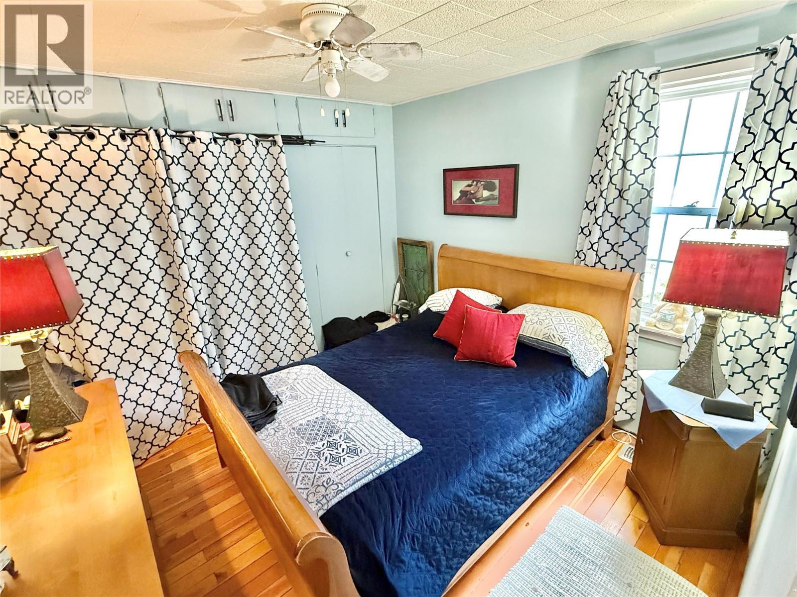 1050 Hillside Avenue Property Photo 17