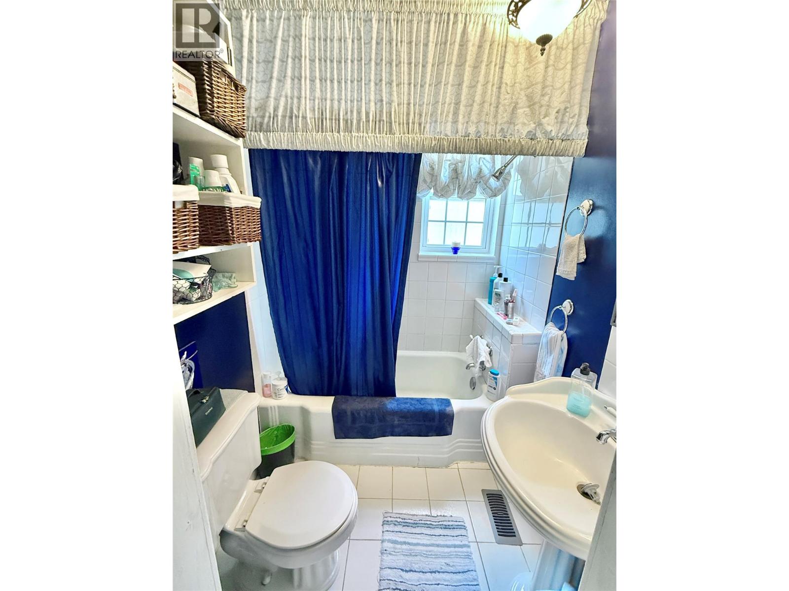 1050 Hillside Avenue Property Photo 19