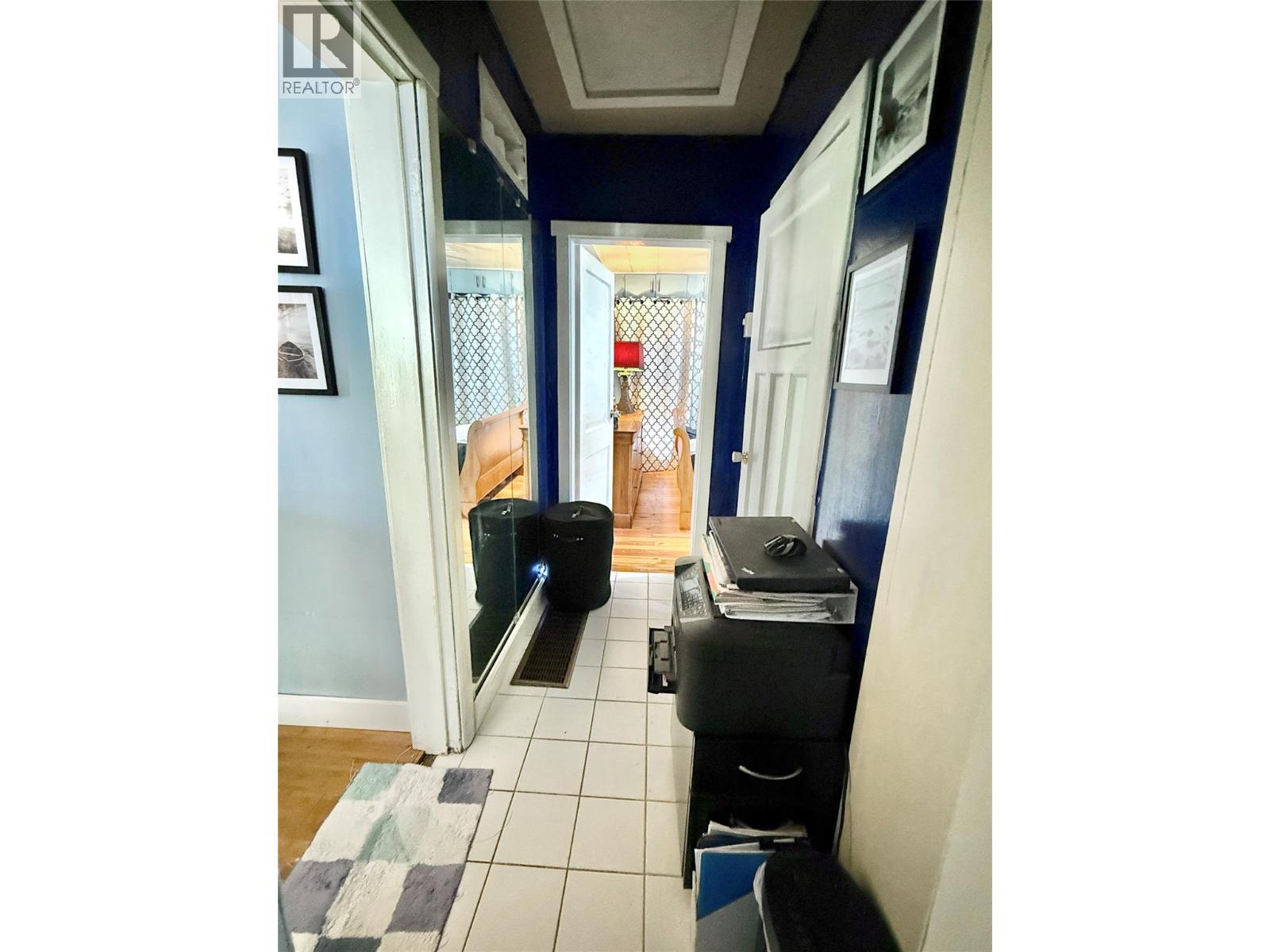 1050 Hillside Avenue Property Photo 21