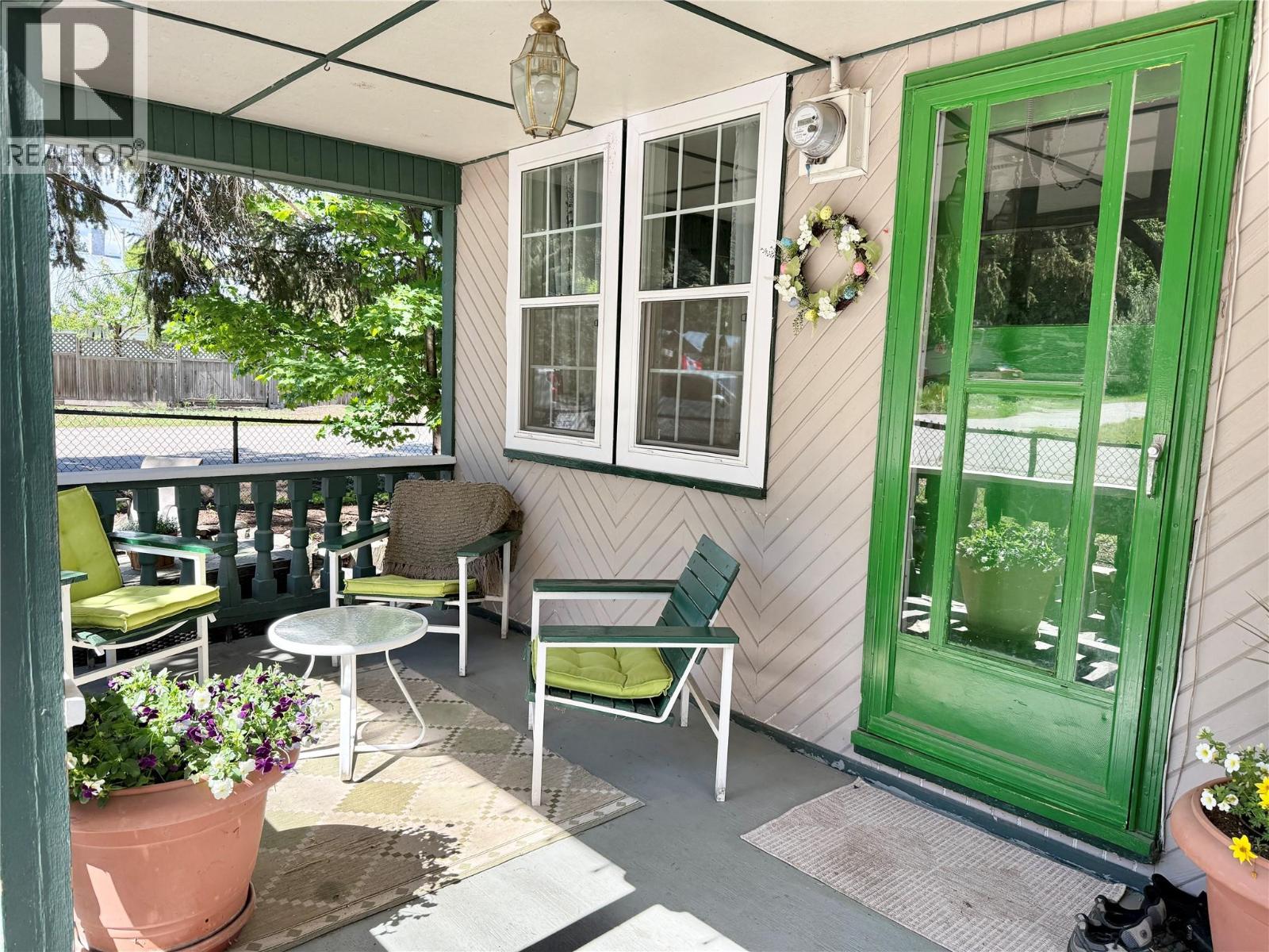 1050 Hillside Avenue Property Photo 27
