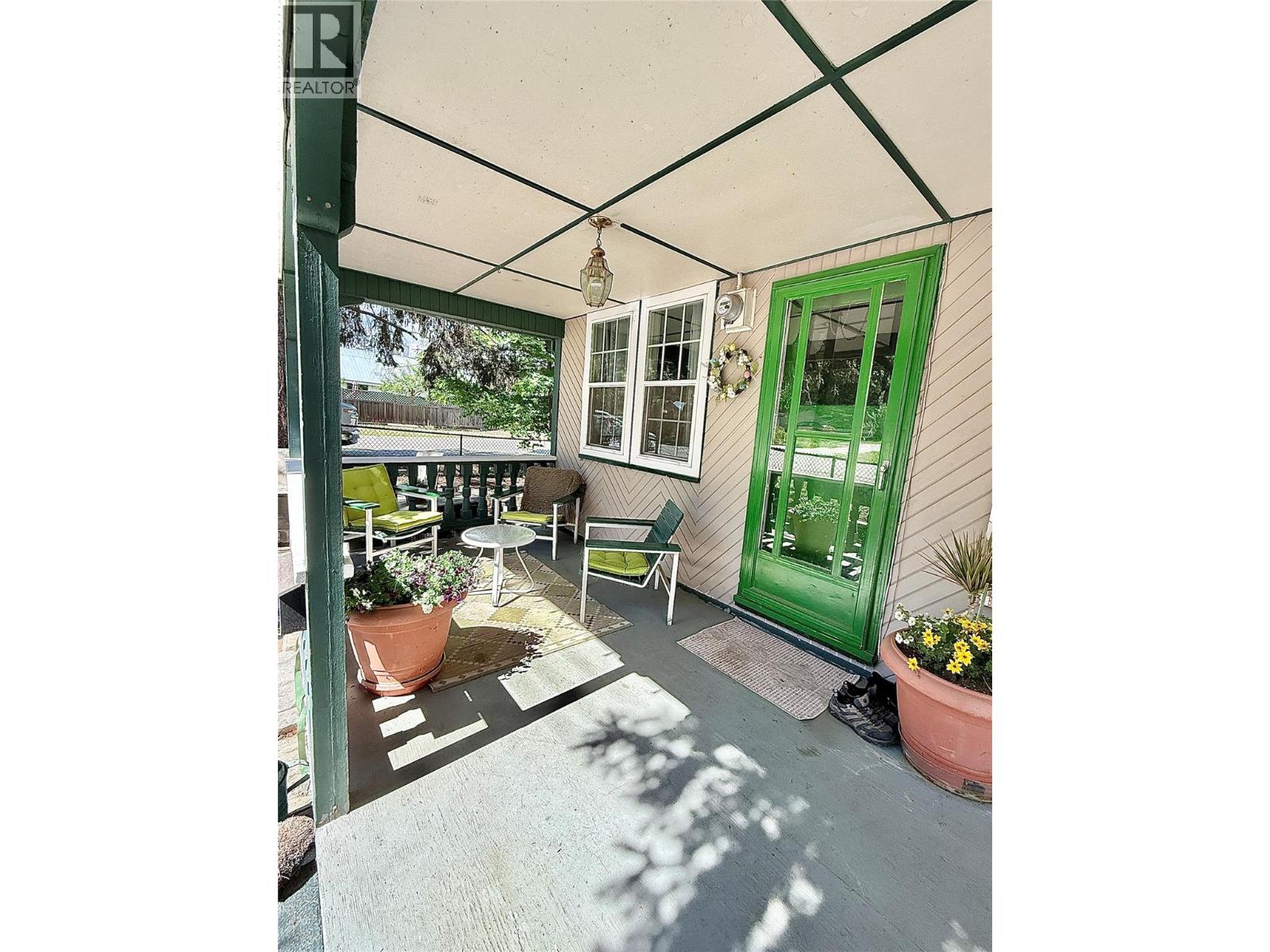 1050 Hillside Avenue Property Photo 28