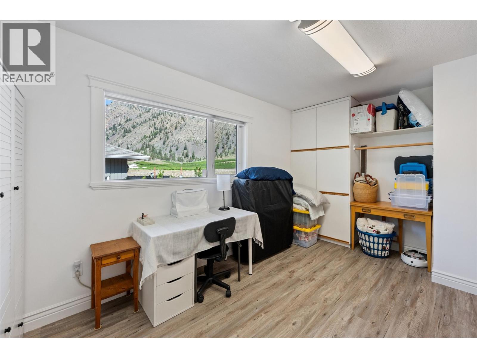 101 2nd Avenue Property Photo 37