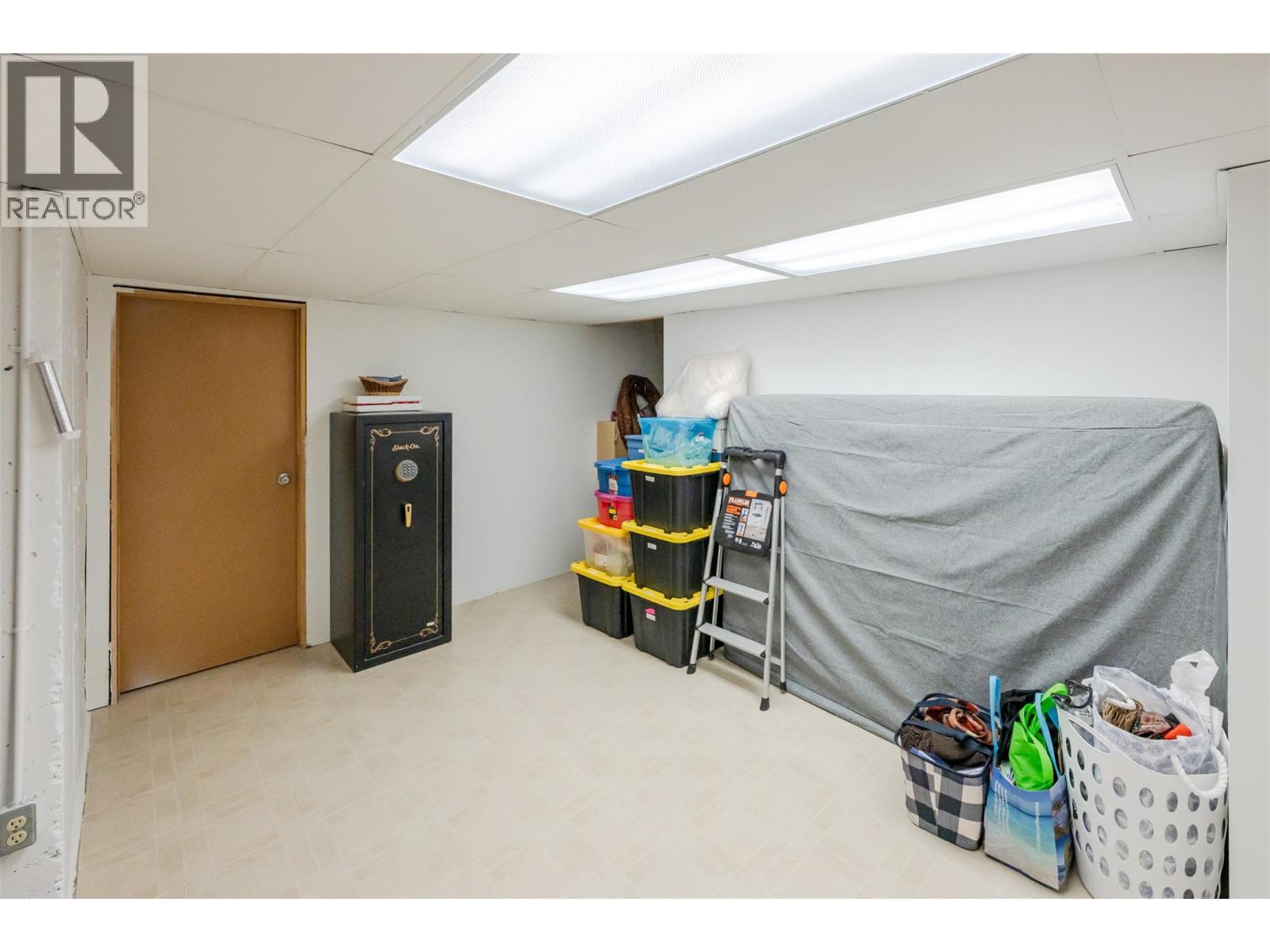 101 2nd Avenue Property Photo 58