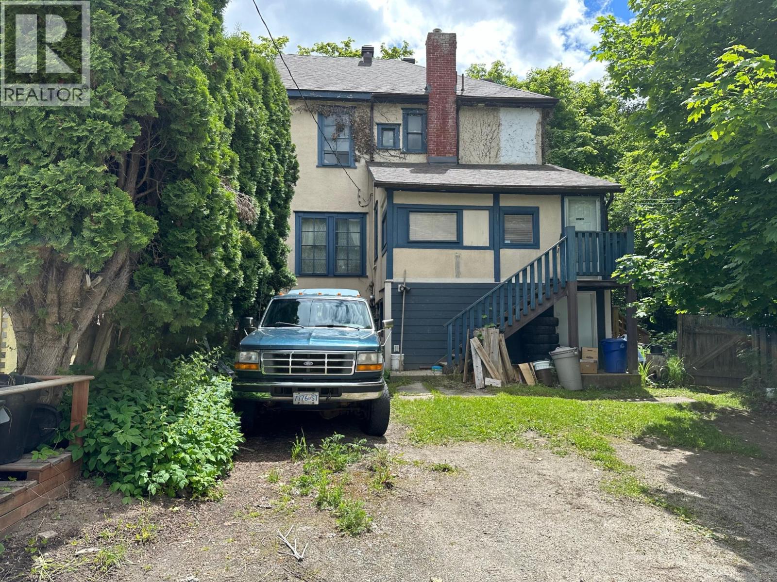 815 Baker Street Property Photo 2