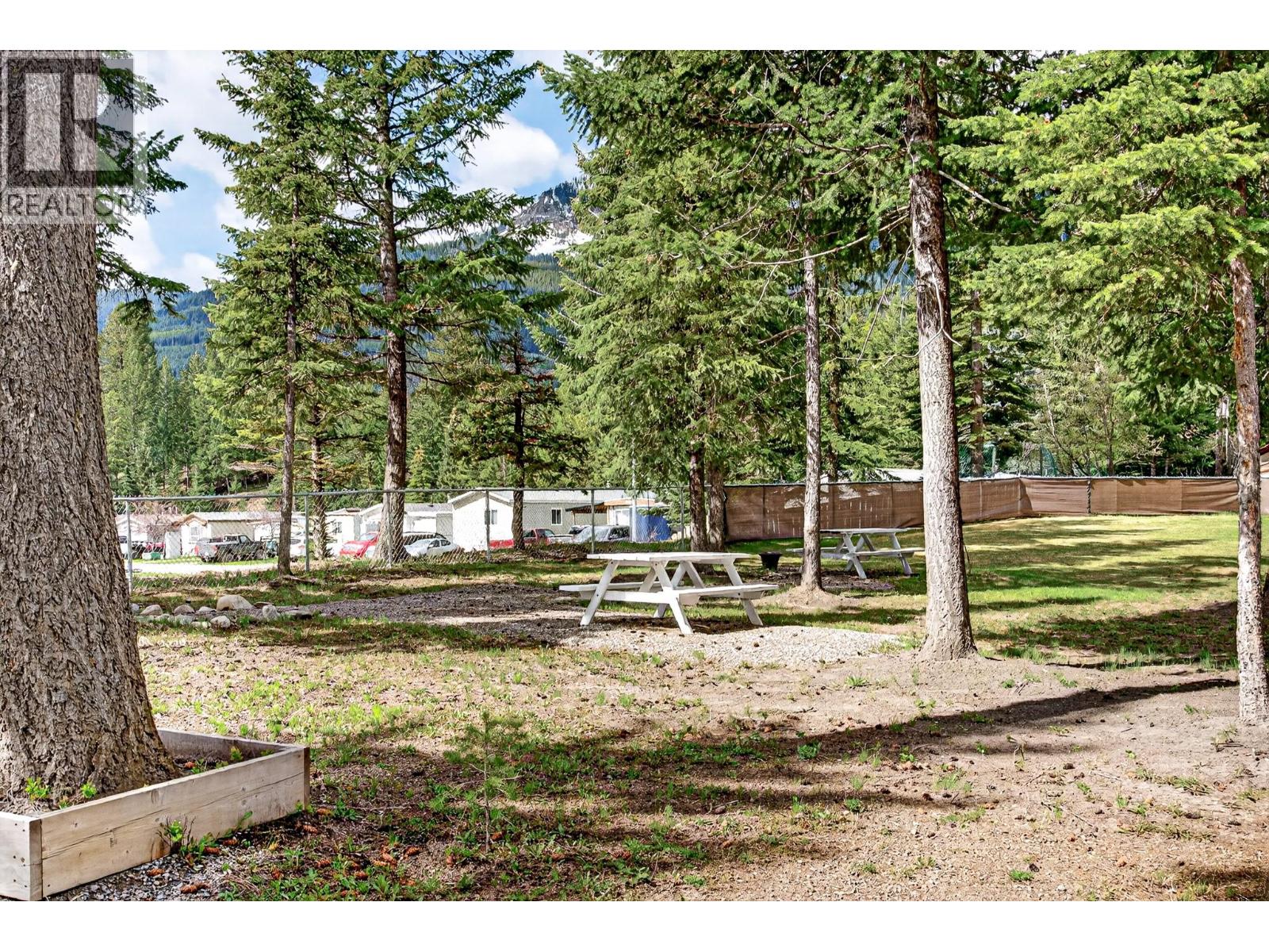 2100 Balmer Drive Property Photo 30