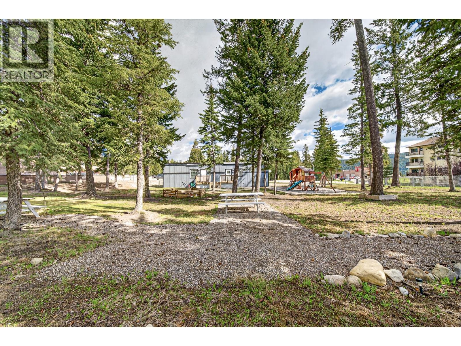 2100 Balmer Drive Property Photo 34