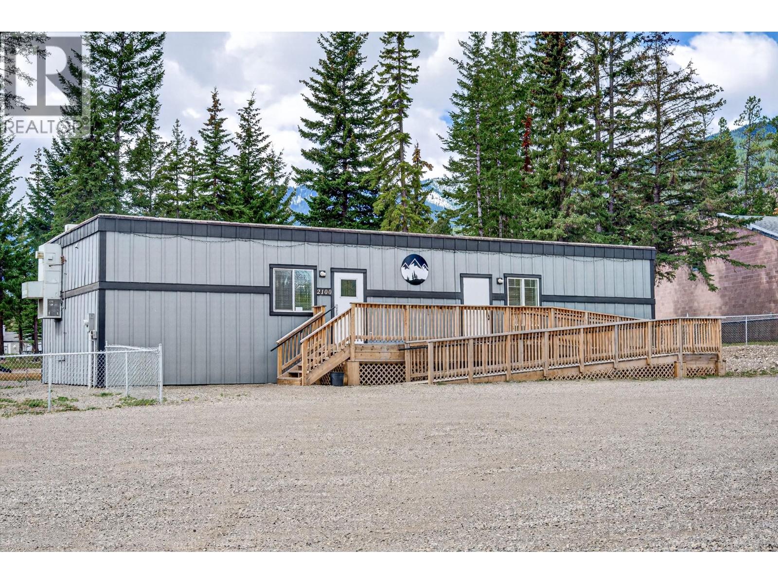 2100 Balmer Drive Property Photo 35
