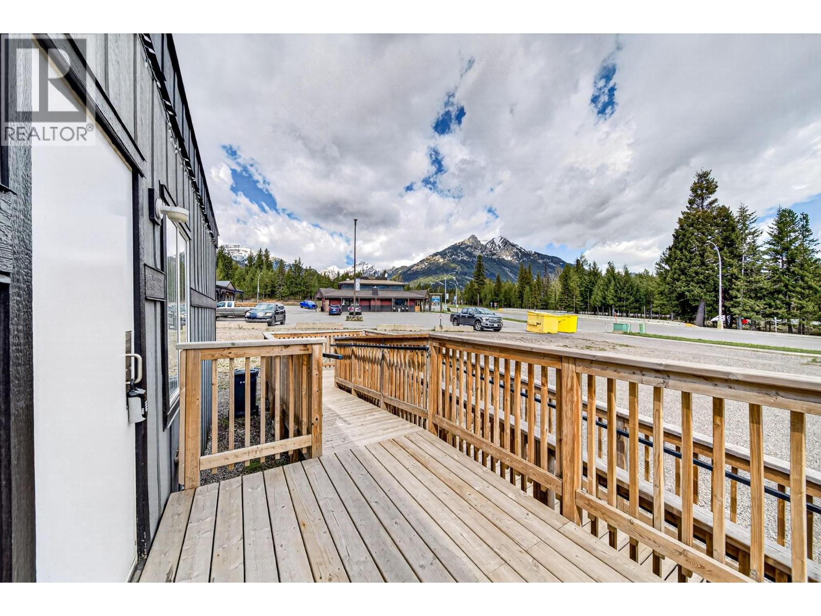 2100 Balmer Drive Property Photo 36