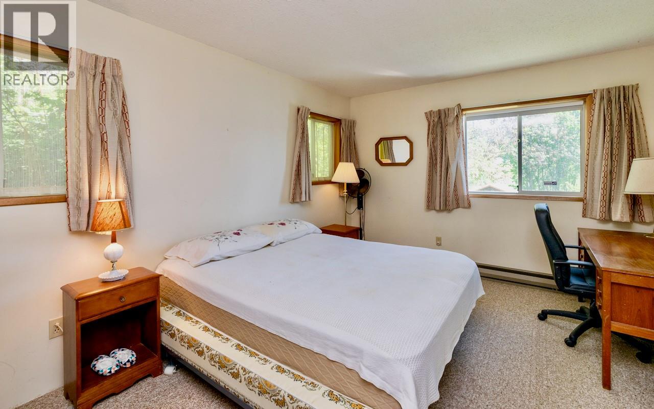 3035 Squilax-anglemont Road Property Photo 26