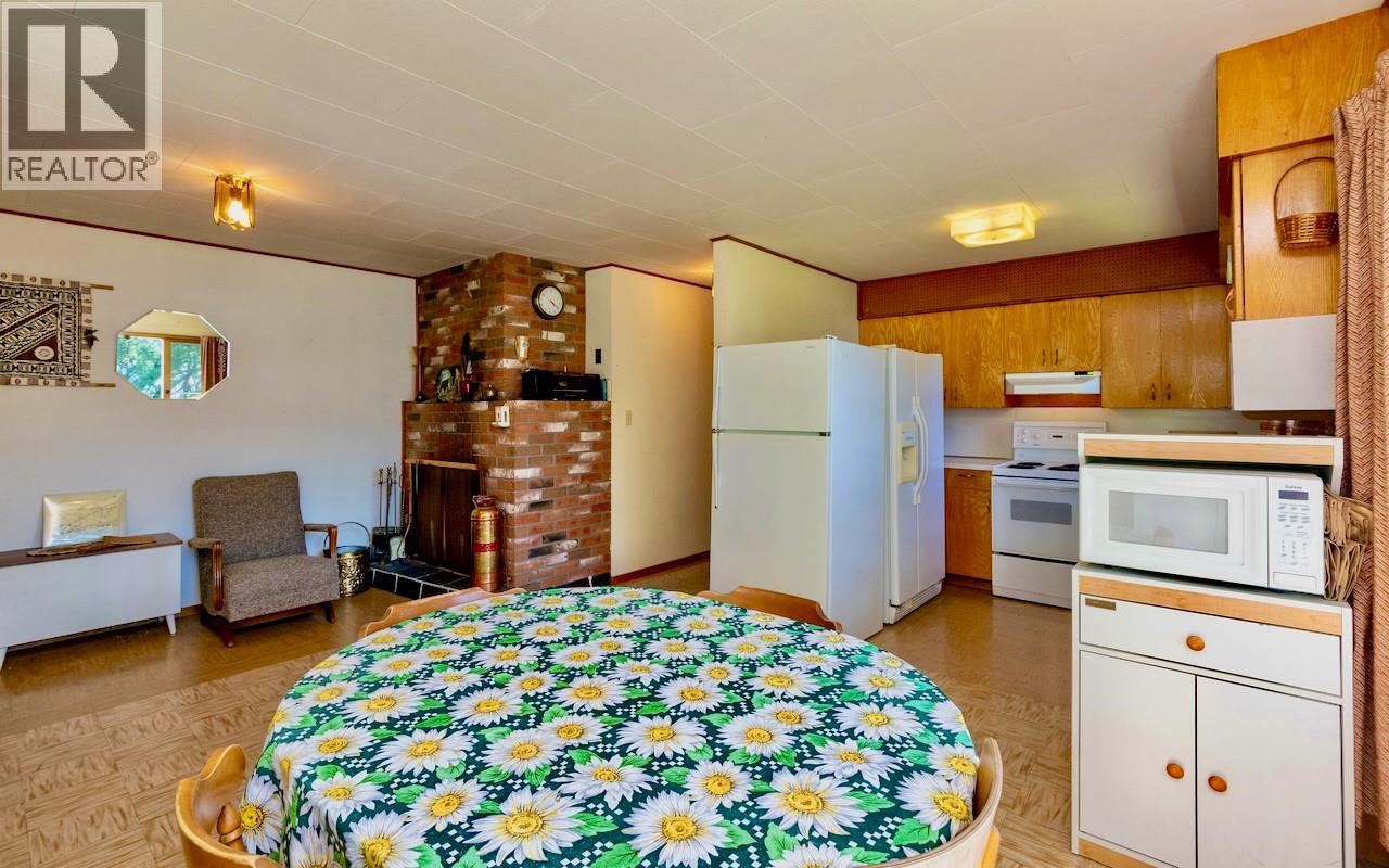 3035 Squilax-anglemont Road Property Photo 35