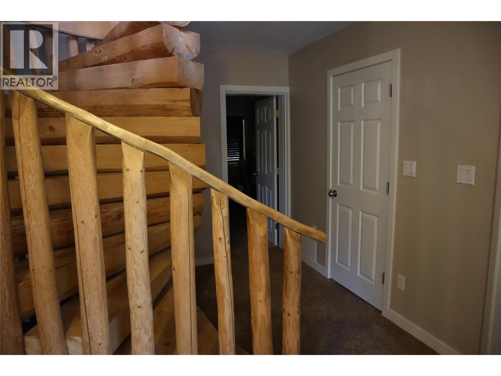 4221 Barriere Lakes Road Property Photo 30
