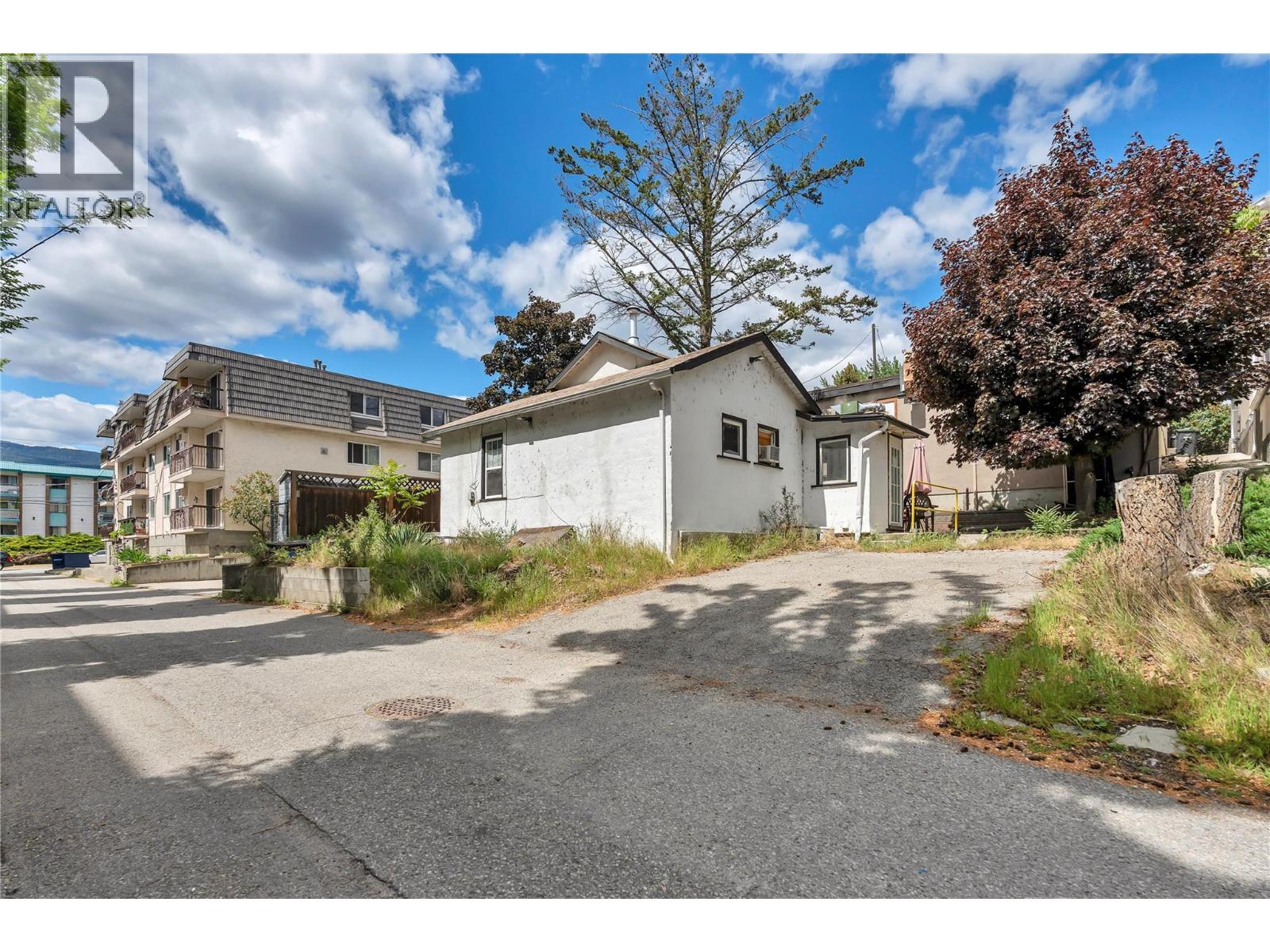 368 Vancouver Avenue Property Photo 23