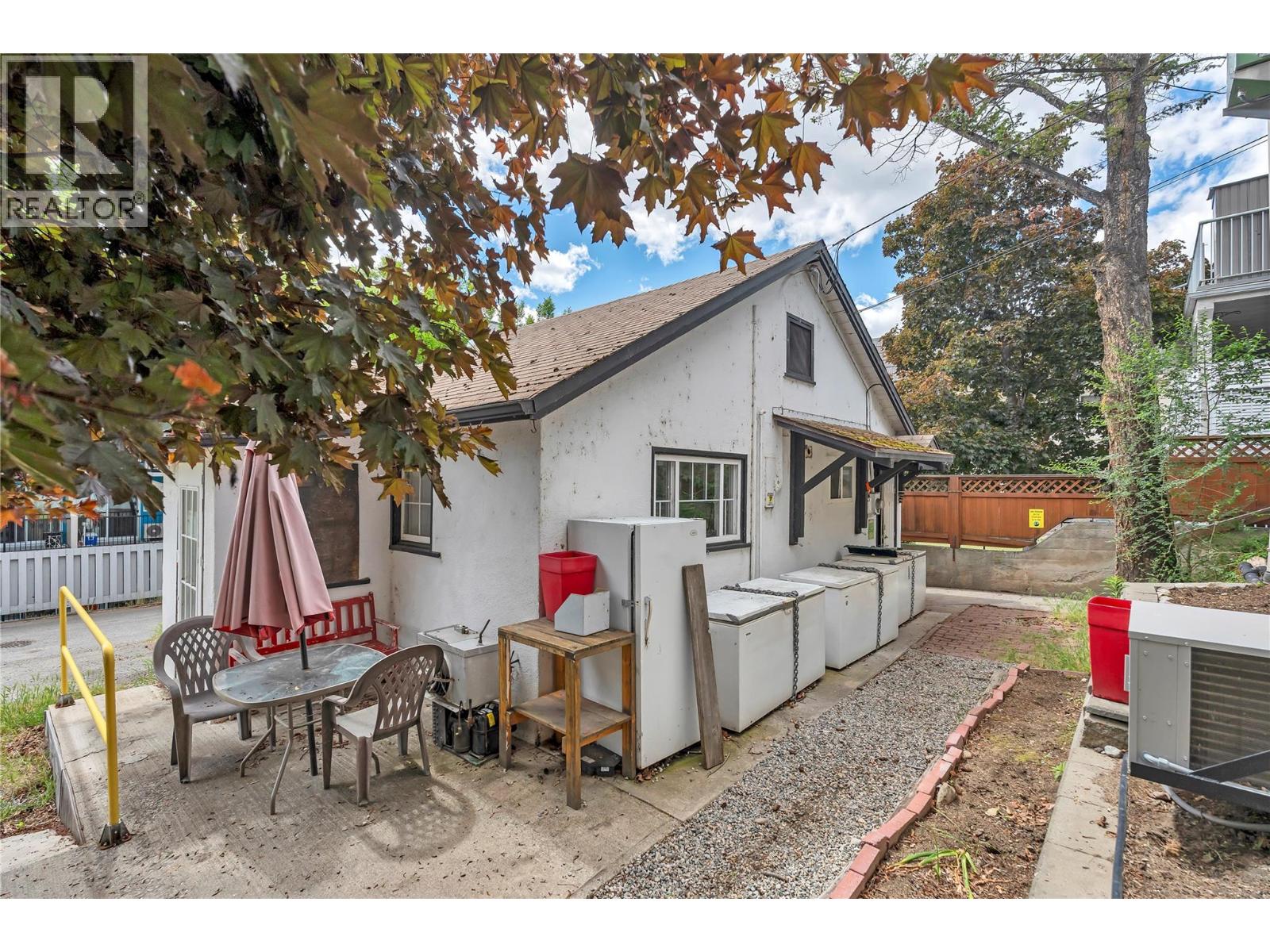 368 Vancouver Avenue Property Photo 24