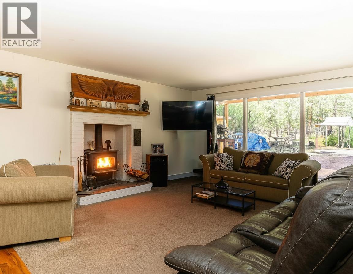 6257 Highway 3 Property Photo 5