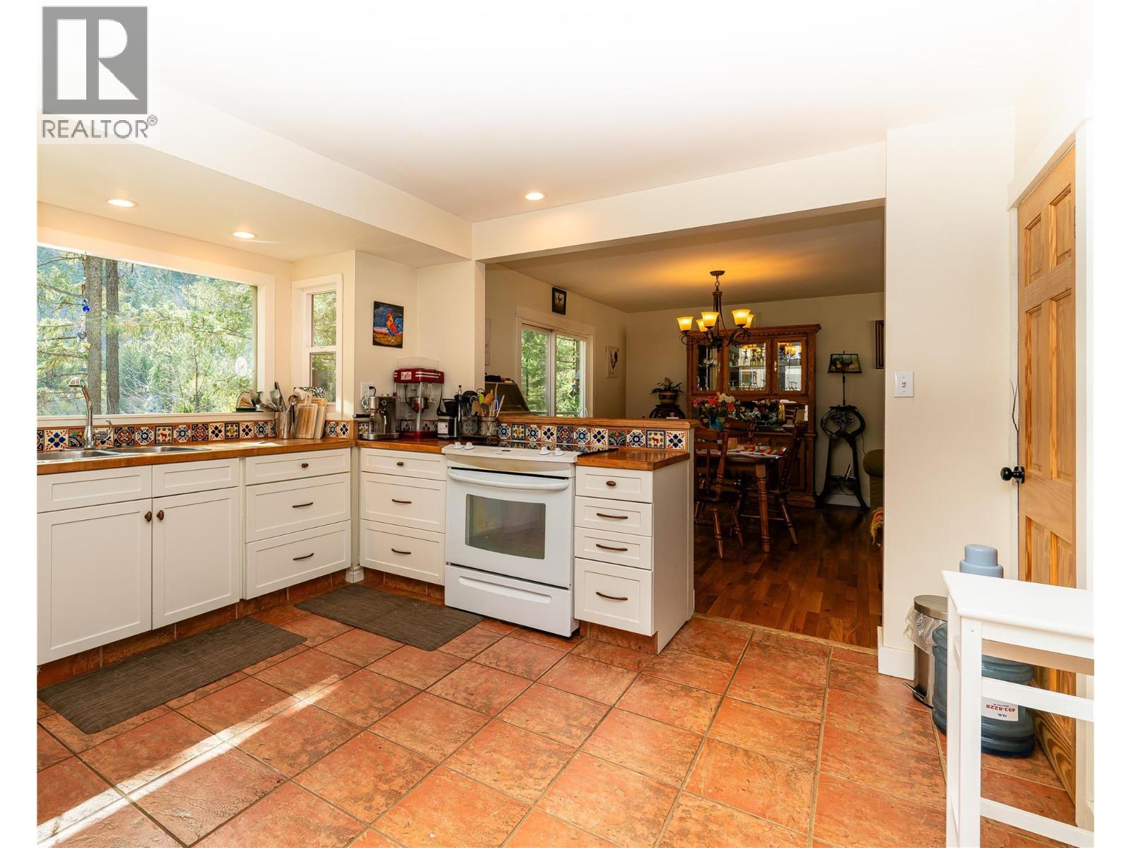 6257 Highway 3 Property Photo 7