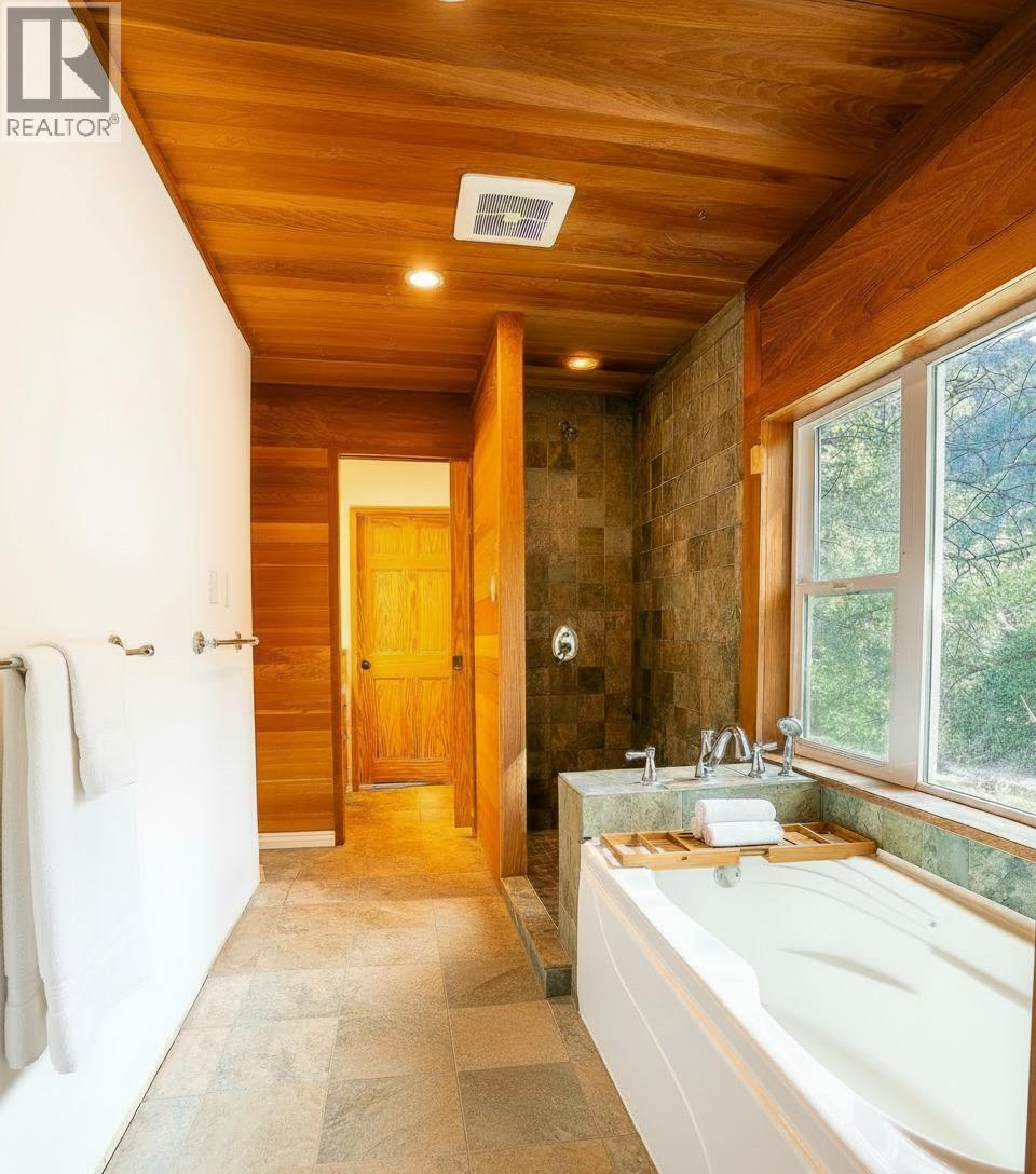 6257 Highway 3 Property Photo 8
