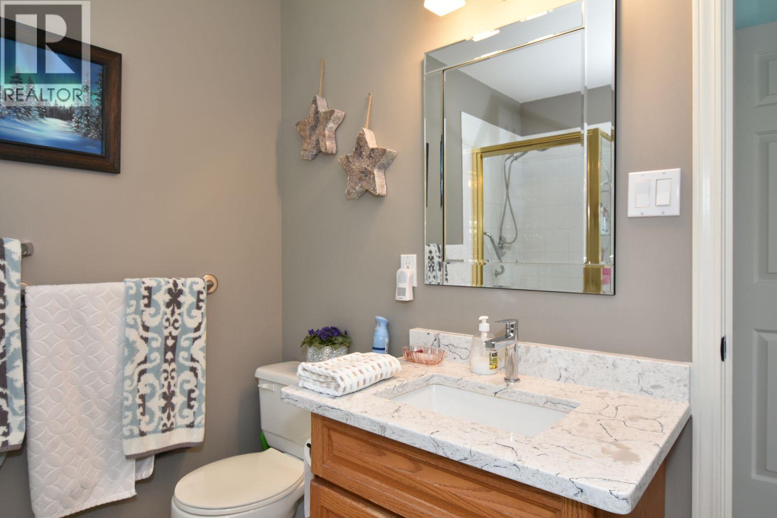 2860 Marine Drive Property Photo 27