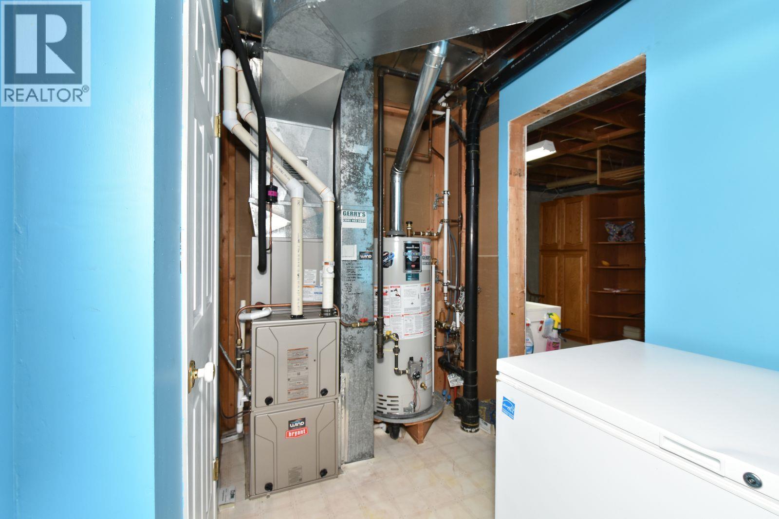 2860 Marine Drive Property Photo 44