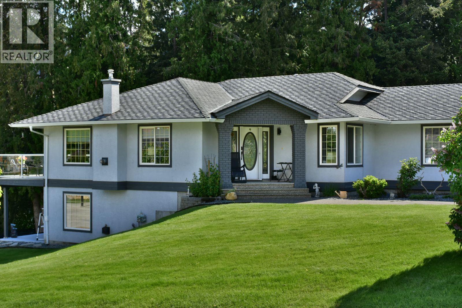 2860 Marine Drive Property Photo 48