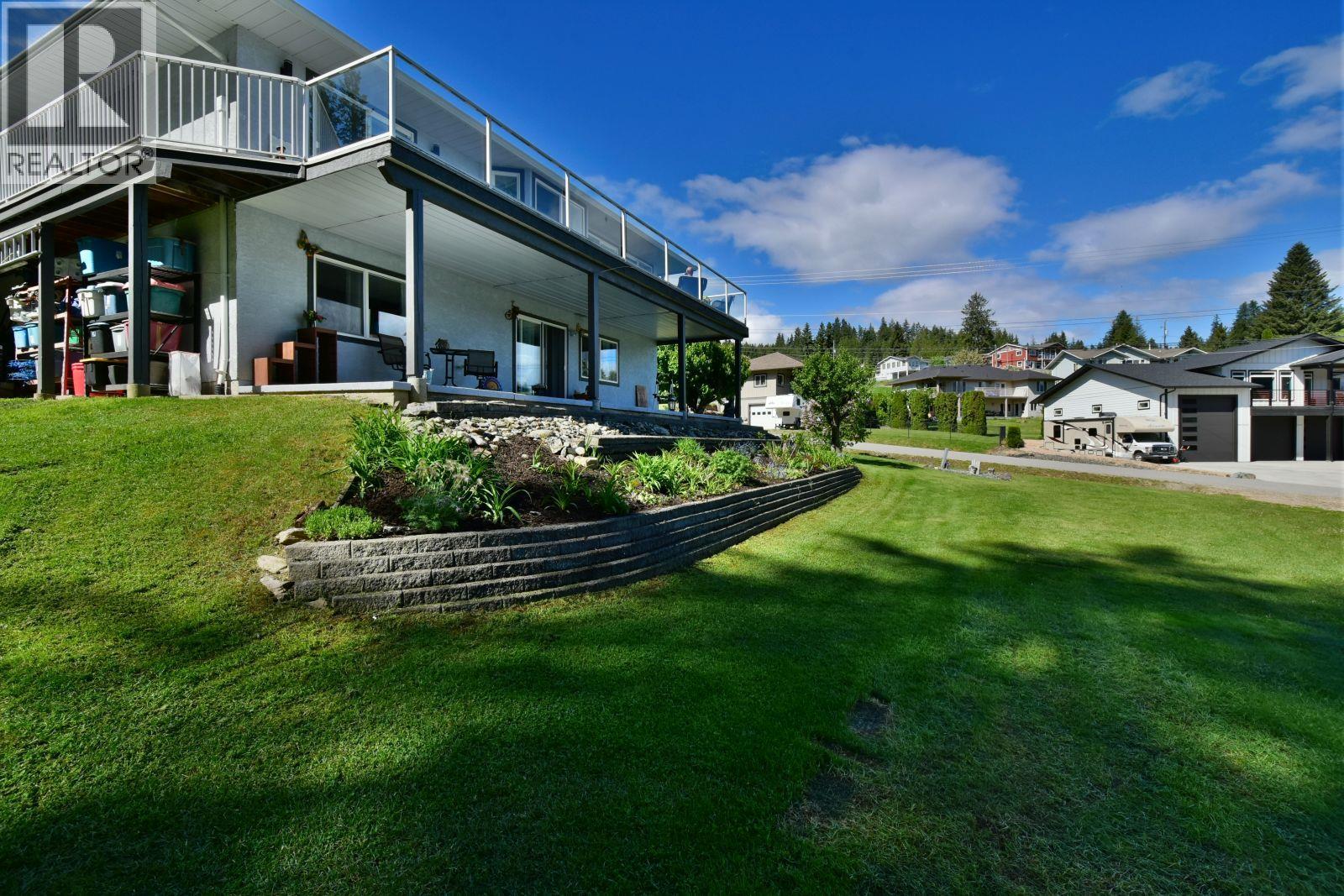 2860 Marine Drive Property Photo 54