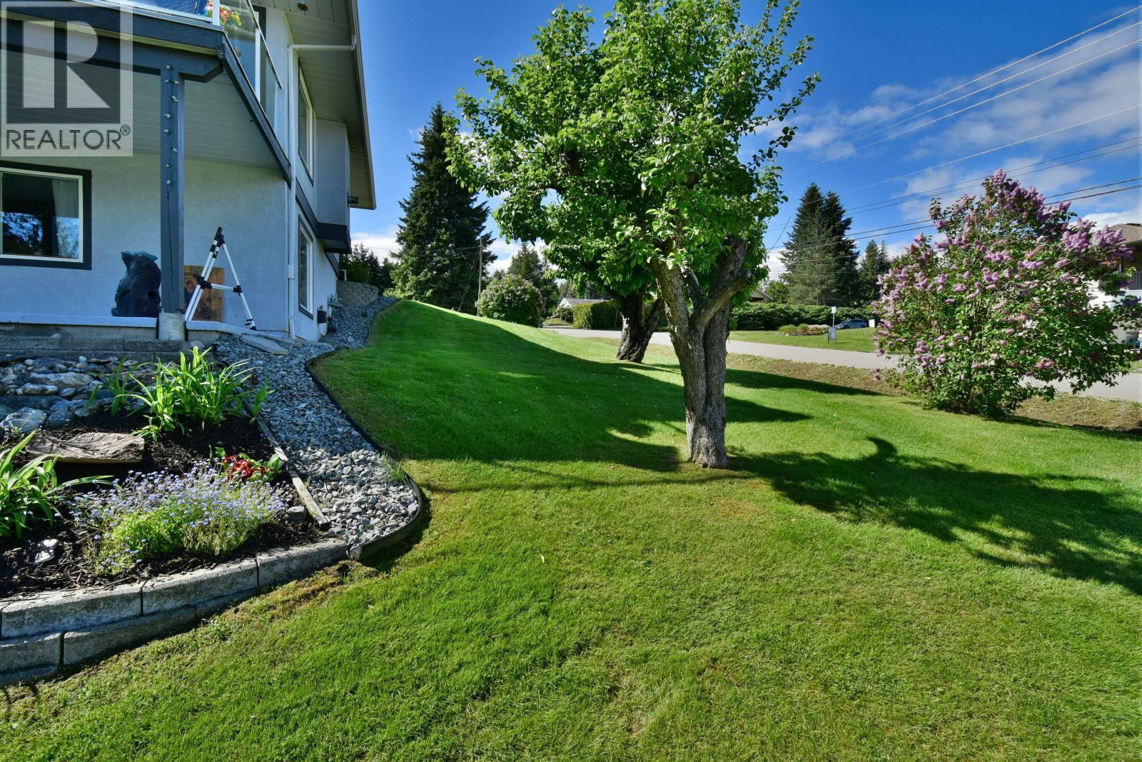 2860 Marine Drive Property Photo 56
