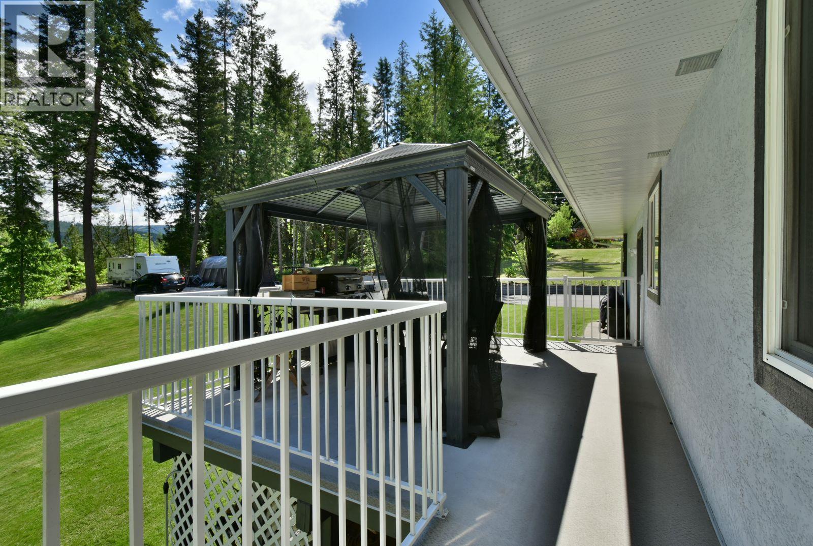 2860 Marine Drive Property Photo 60