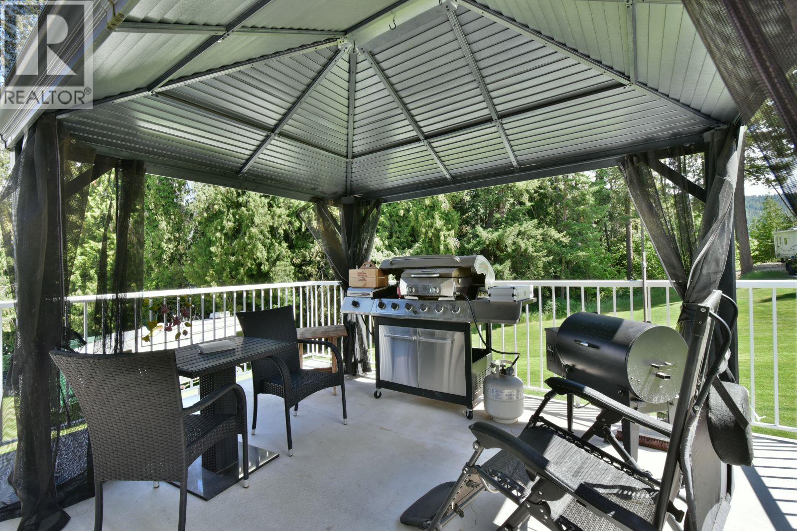 2860 Marine Drive Property Photo 61