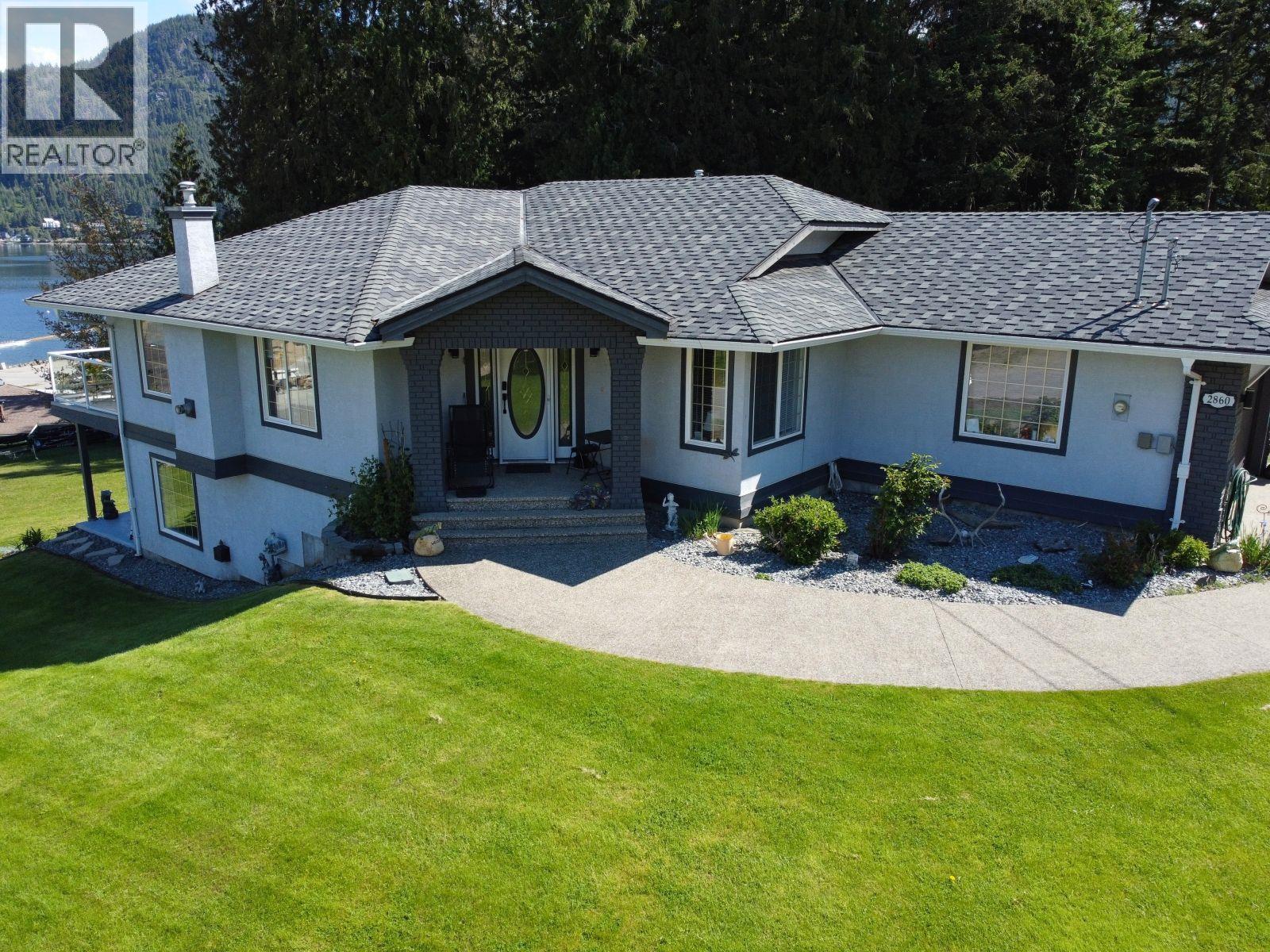 2860 Marine Drive Property Photo 62
