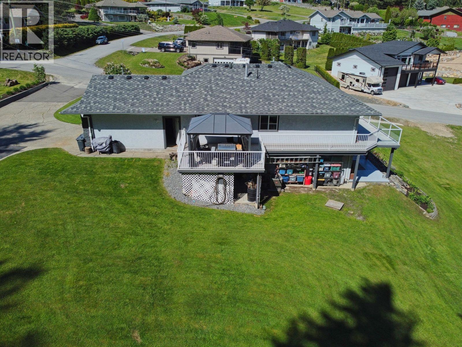 2860 Marine Drive Property Photo 66