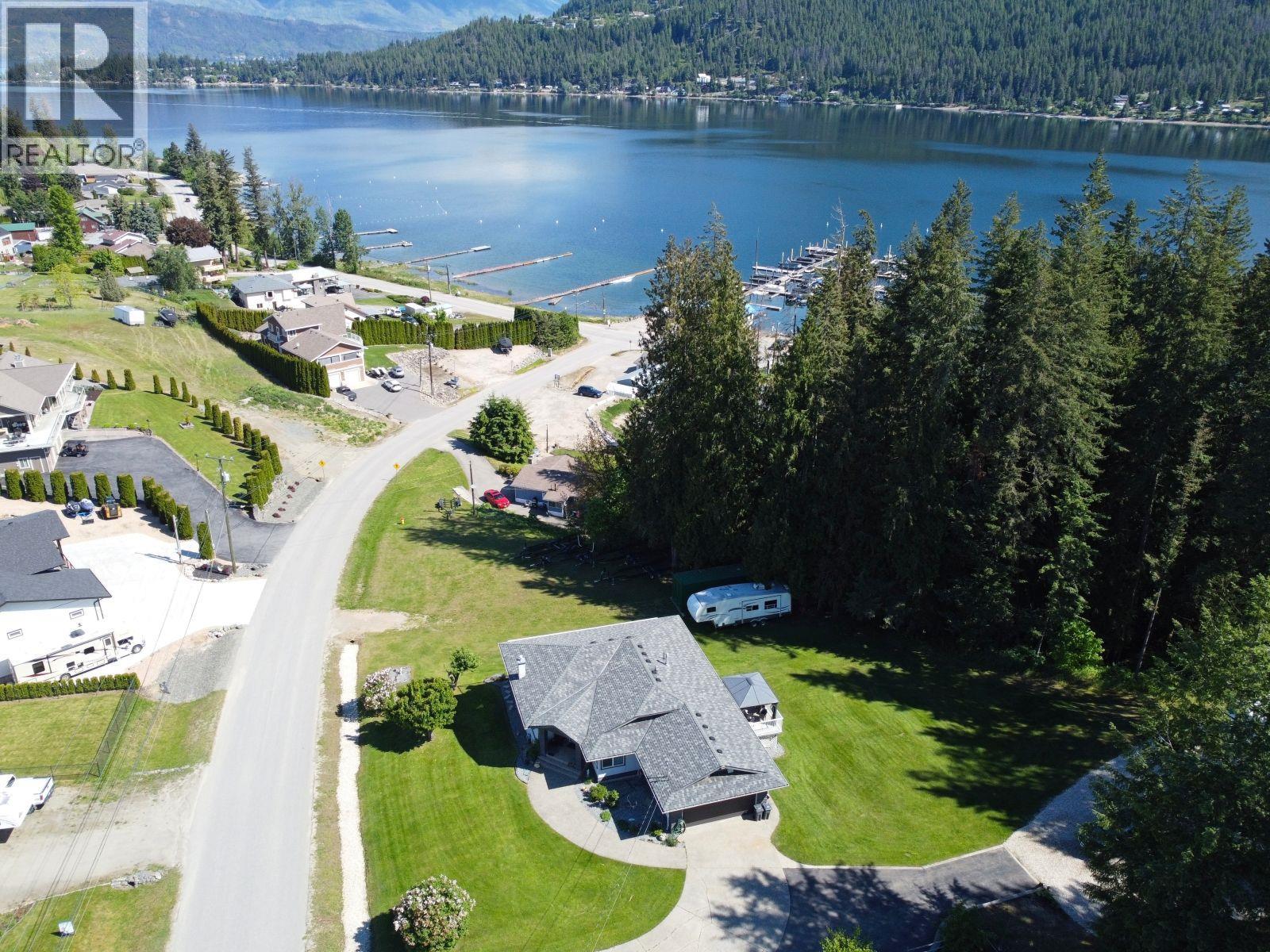 2860 Marine Drive Property Photo 74