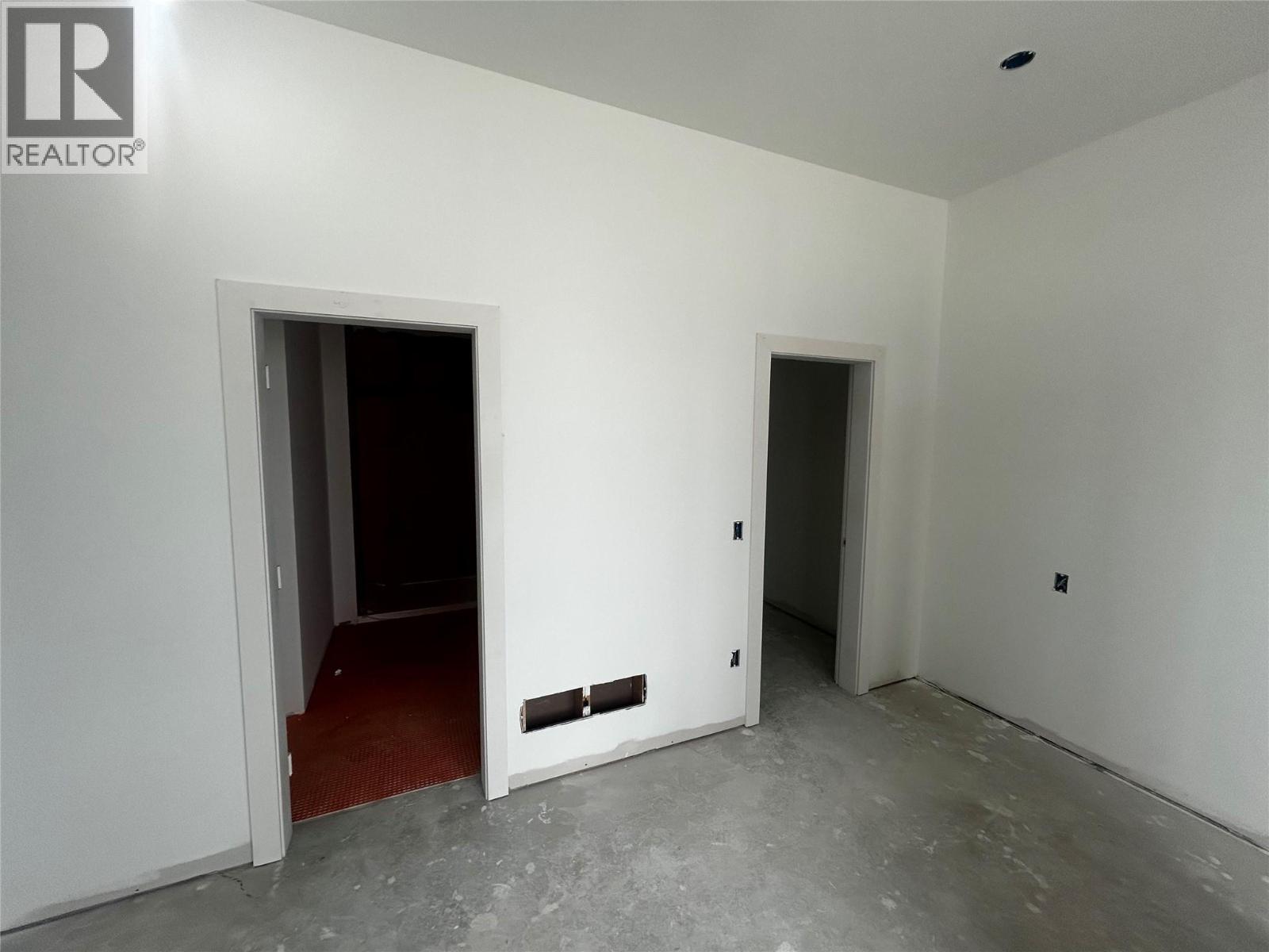237 Turnberry Street Property Photo 7