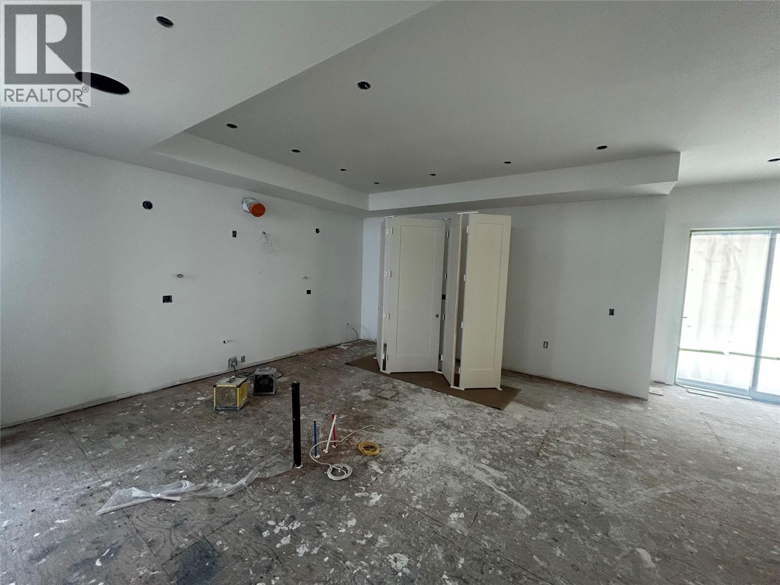 237 Turnberry Street Property Photo 14