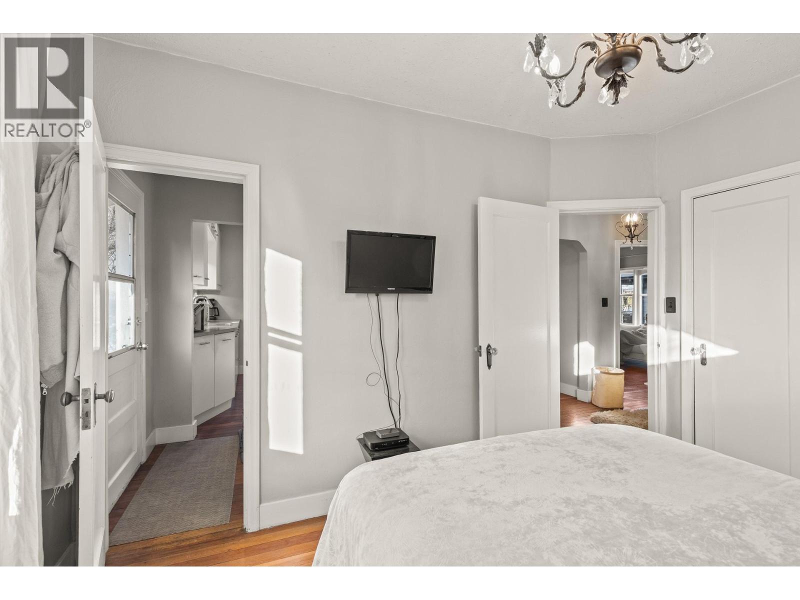 817 Fuller Avenue Property Photo 14
