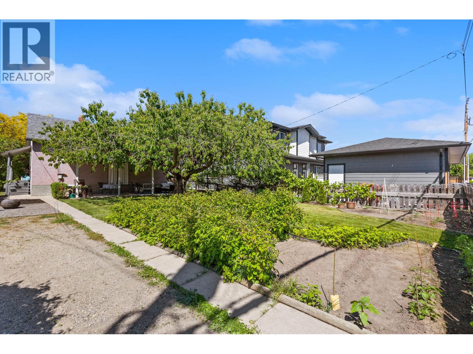 817 Fuller Avenue Property Photo 36