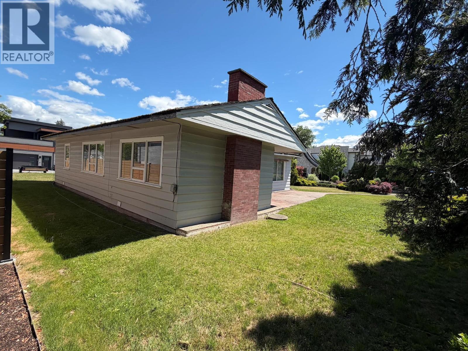 2041 Abbott Street Property Photo 8