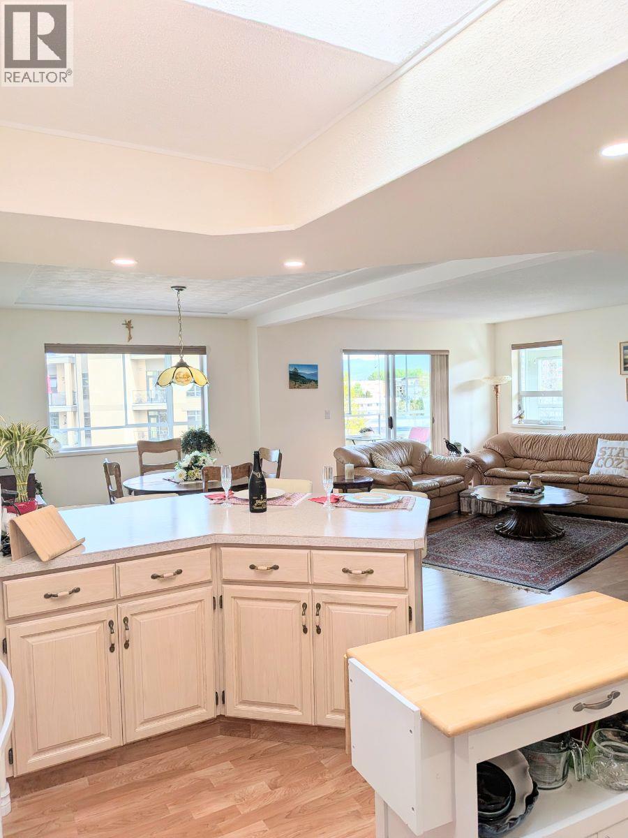 3595 Skaha Lake Road Unit# 311