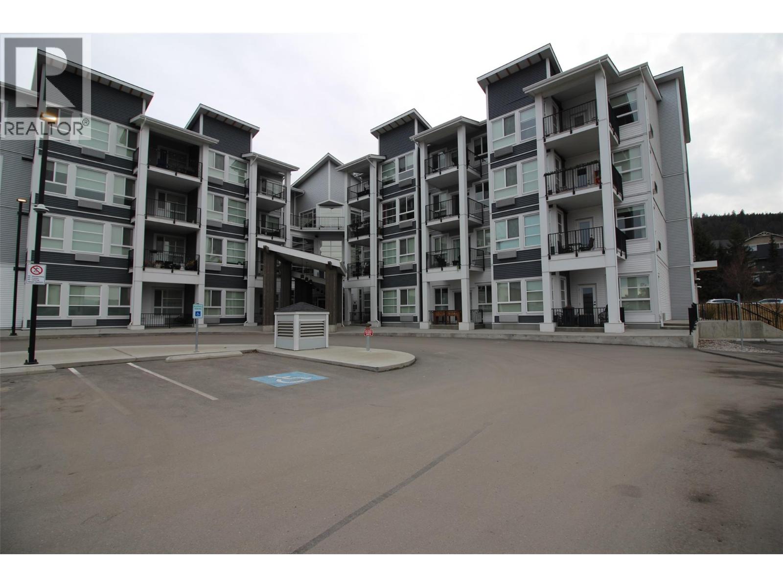 1880 HUGH ALLAN Drive Unit# 204 Property Photo 1