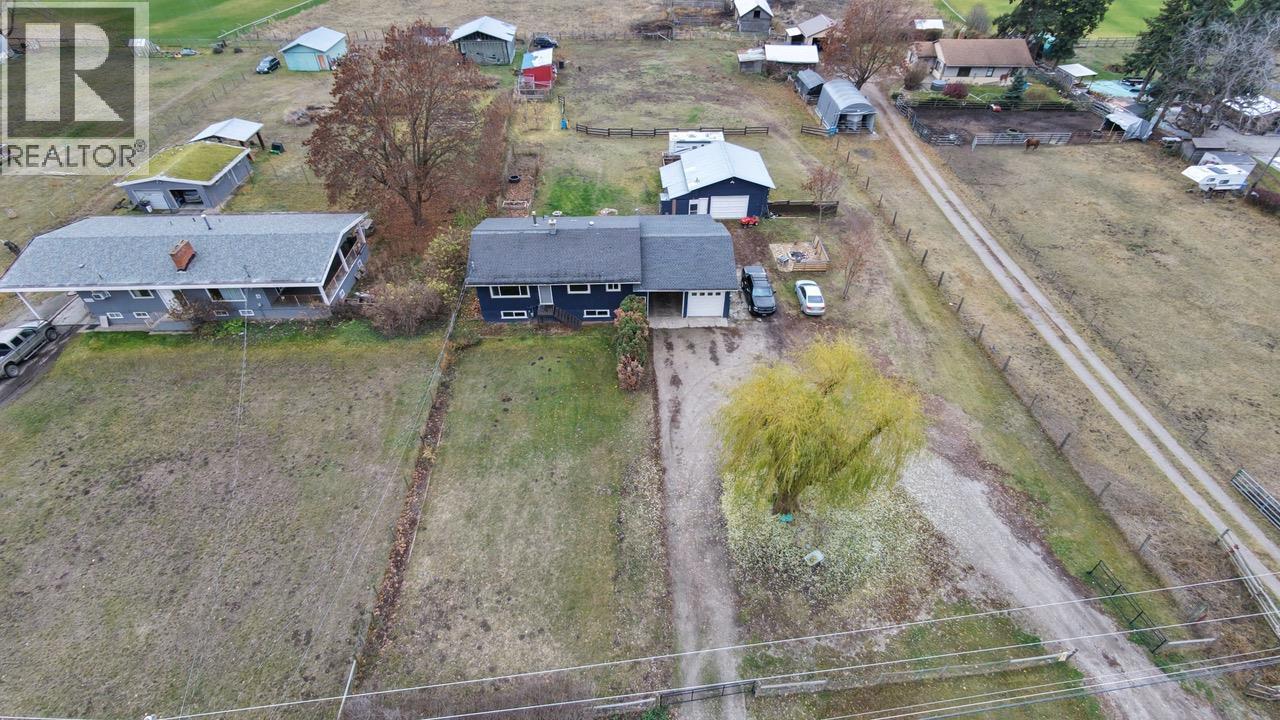 5712 6 Highway Property Photo 6