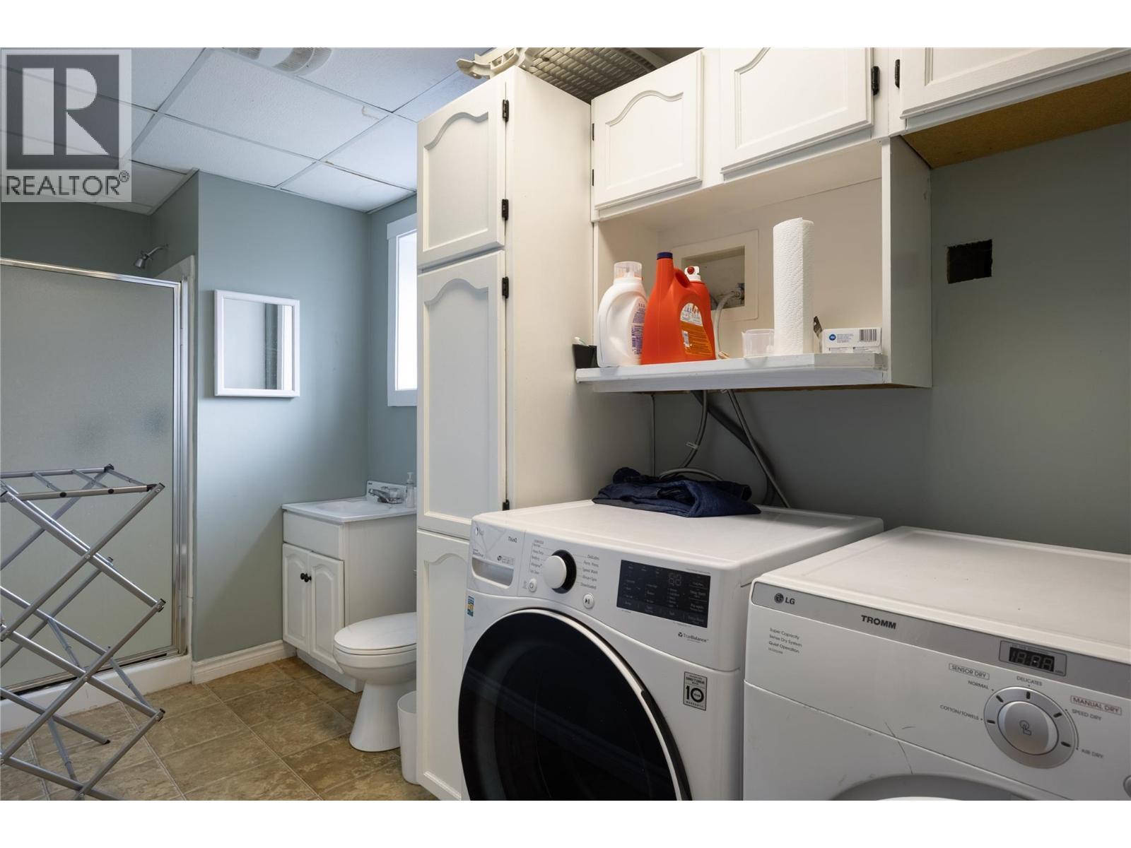5712 6 Highway Property Photo 19