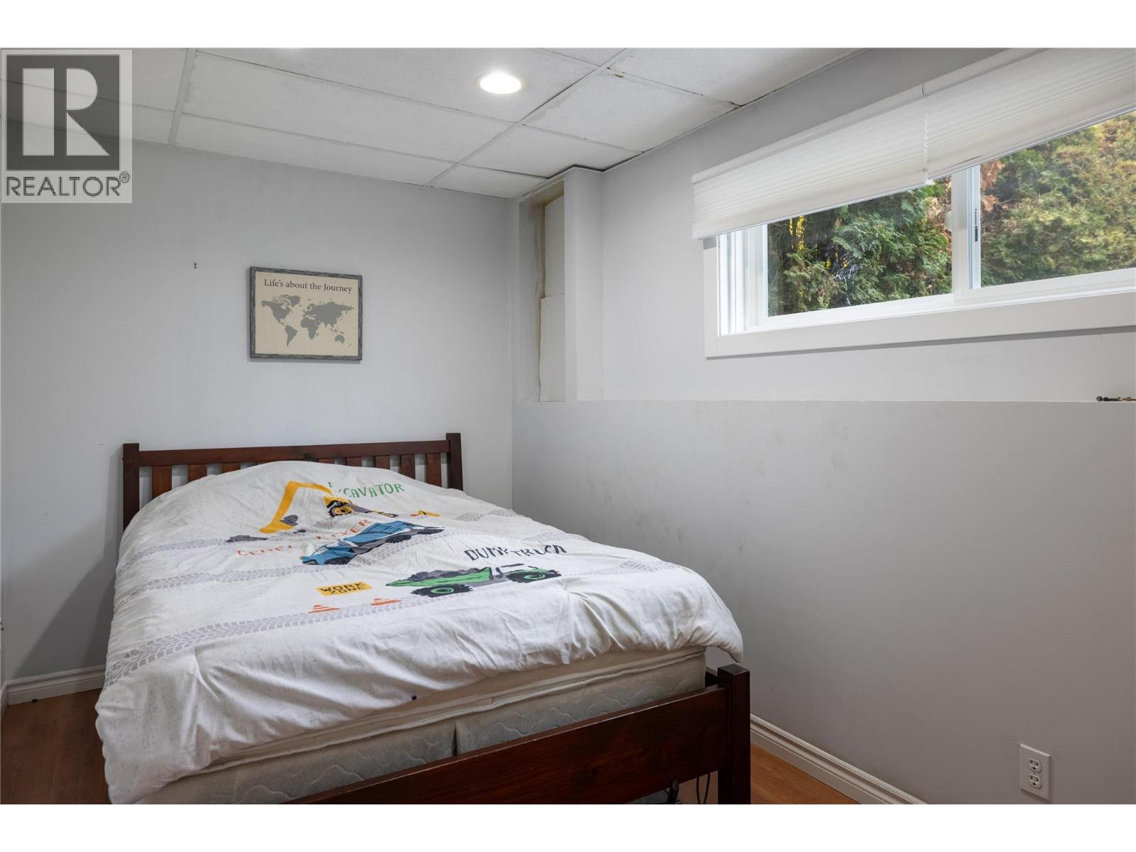 5712 6 Highway Property Photo 20