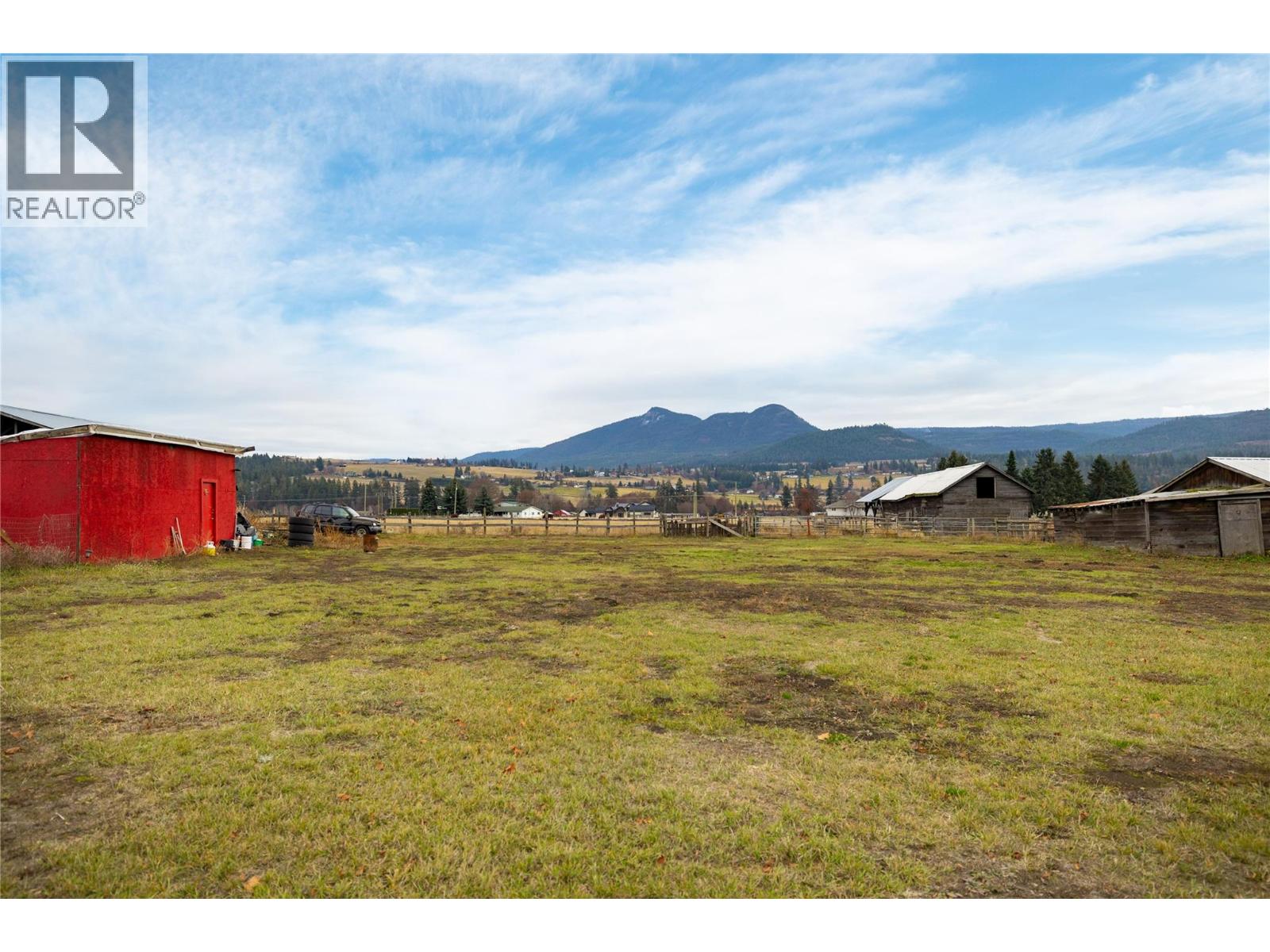5712 6 Highway Property Photo 25