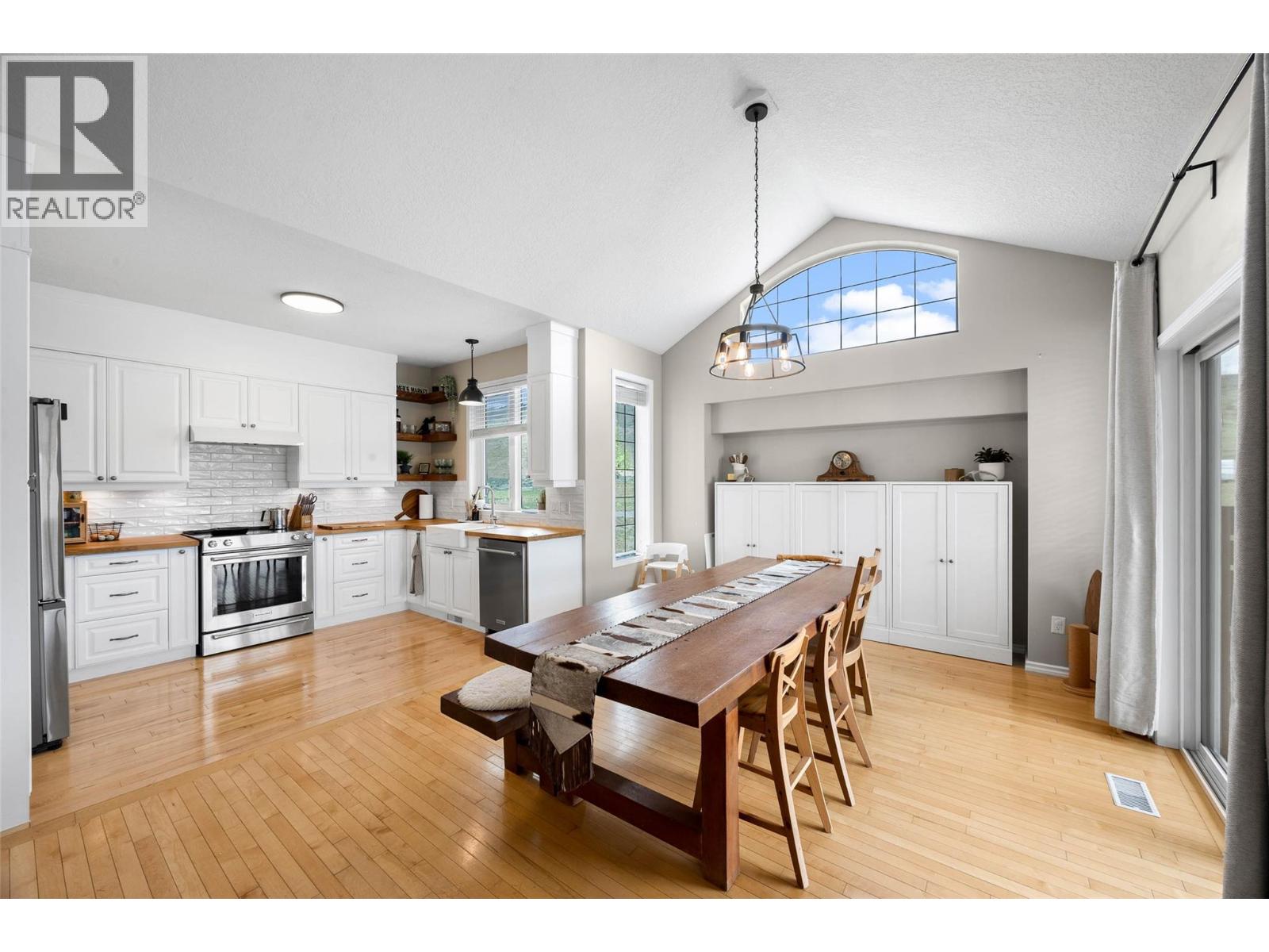 1480 Thompson River Drive Property Photo 11