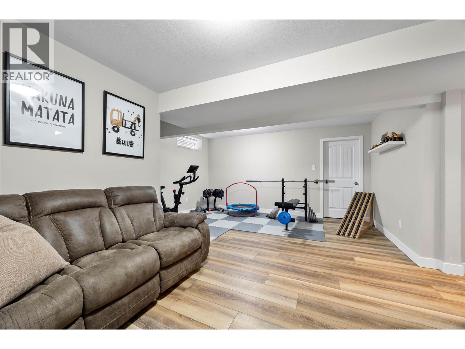 1480 Thompson River Drive Property Photo 25
