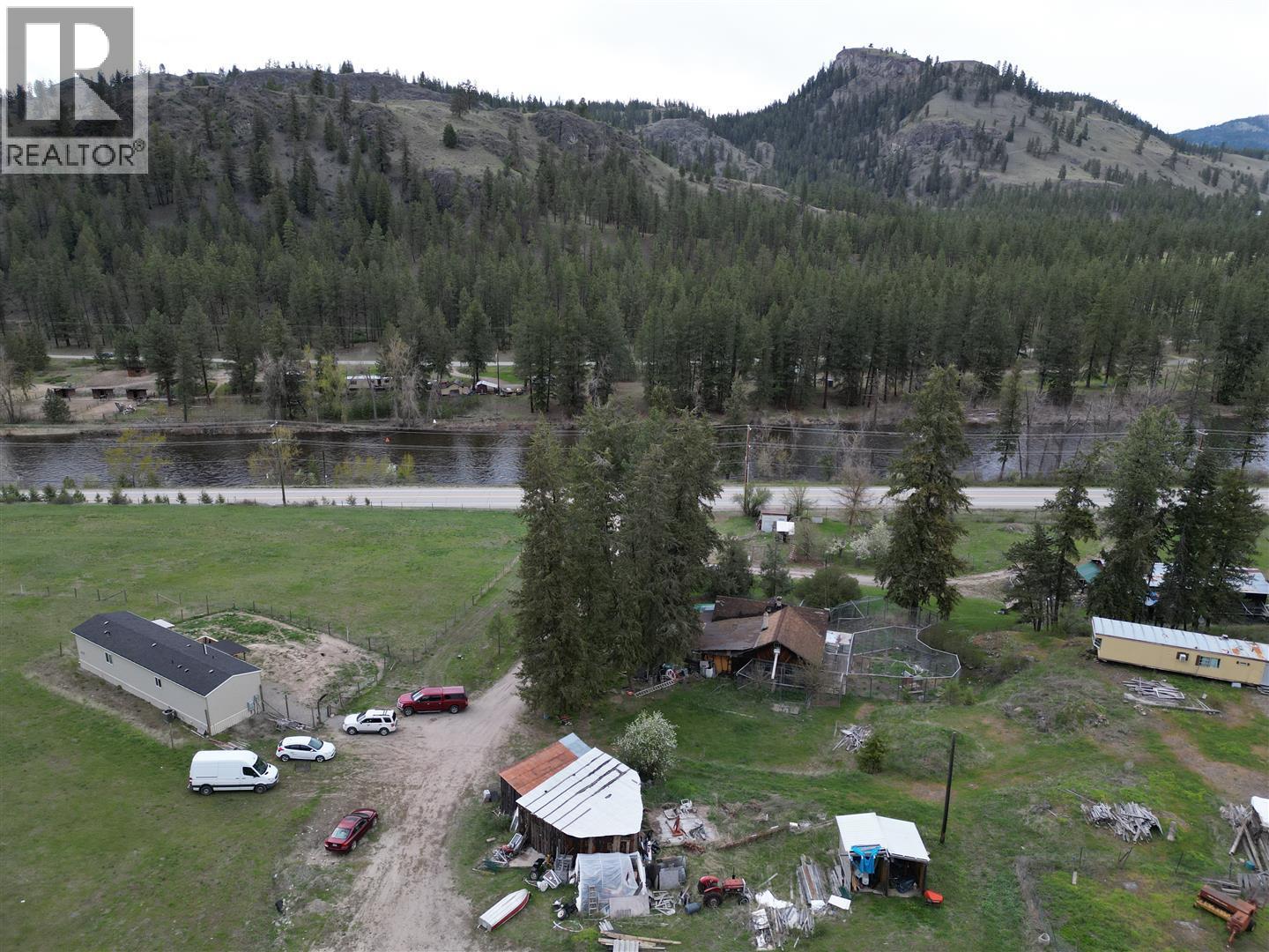 3940 Highway 3 Property Photo 4