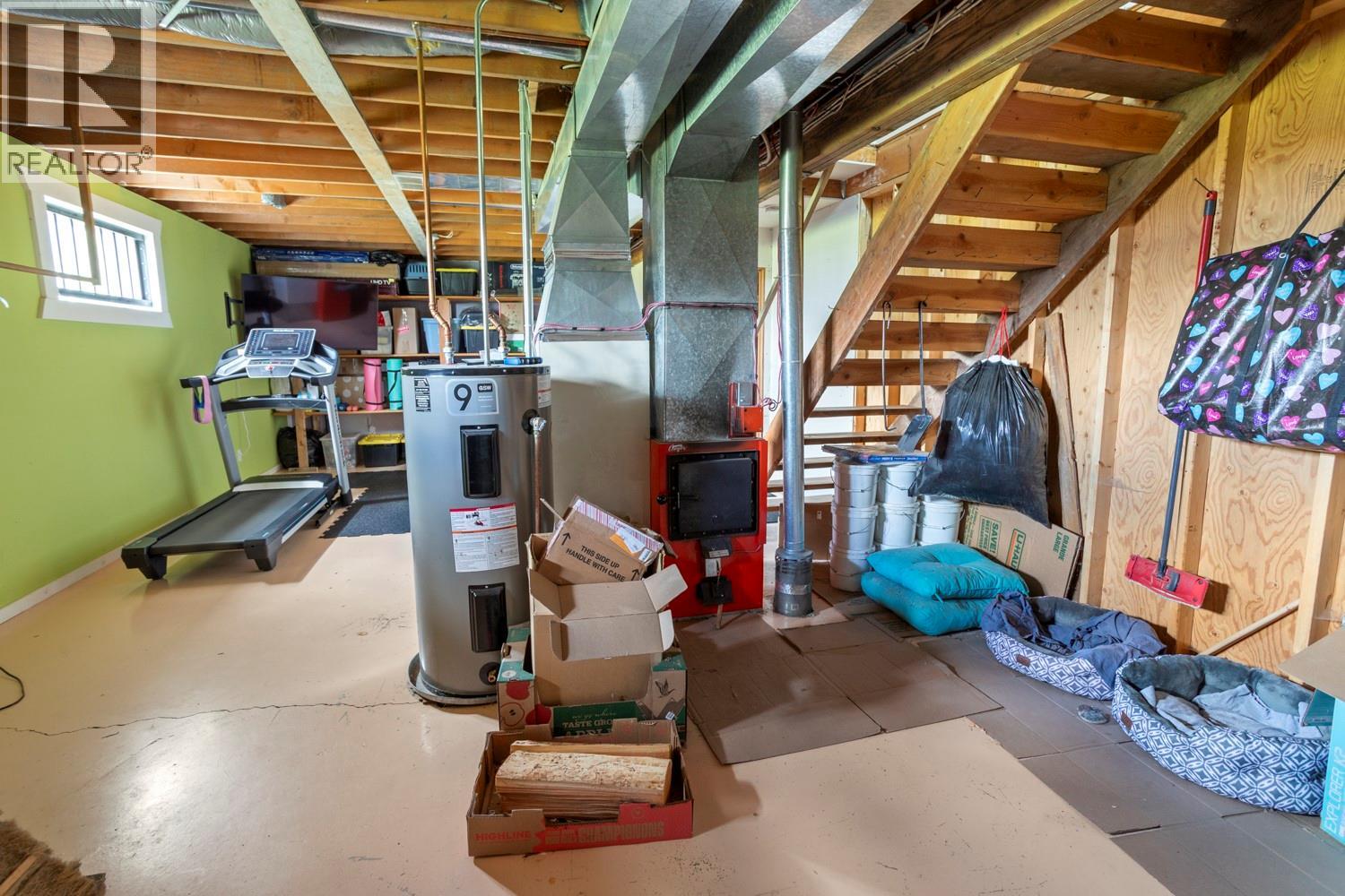 1027 Huscroft Road Property Photo 15