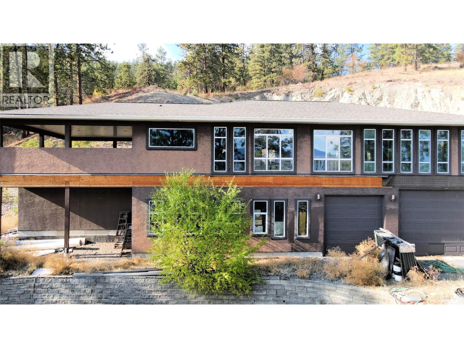 5621 Harrington Court Property Photo 4