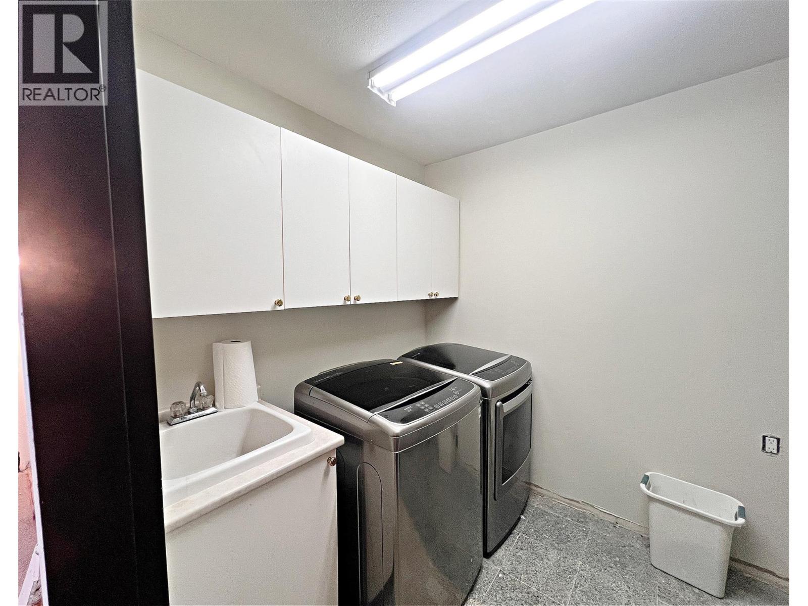 5621 Harrington Court Property Photo 28