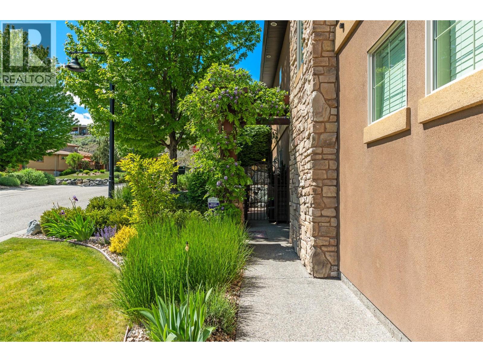 325 Cordon Place Property Photo 5